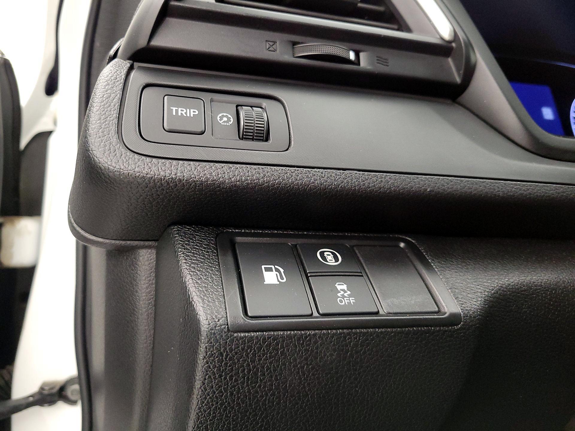 Thumbnail: 2019 Honda Insight - 13