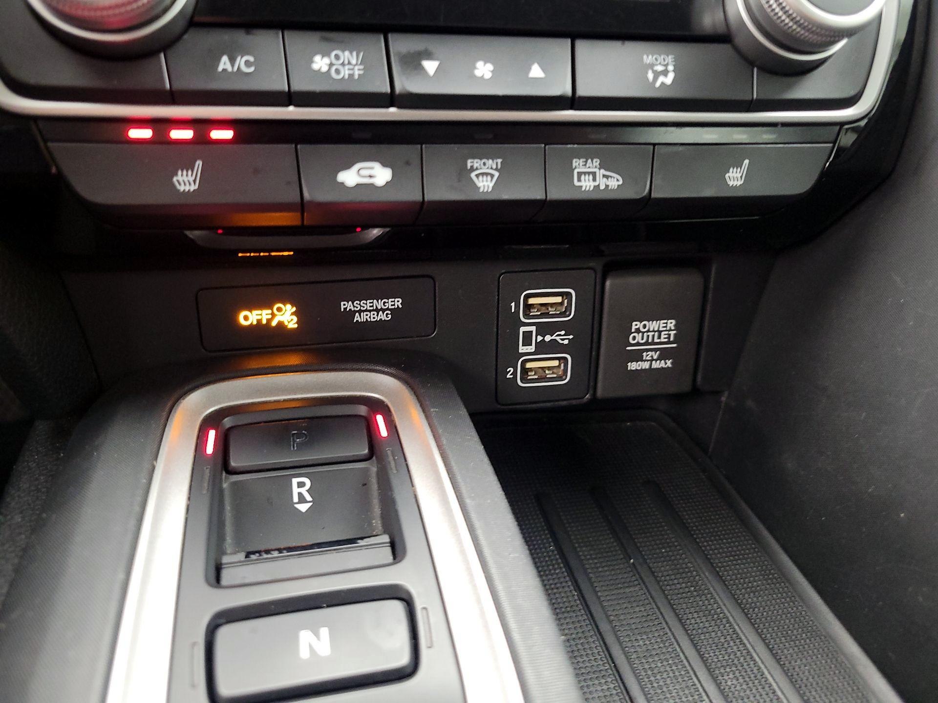 Thumbnail: 2019 Honda Insight - 19
