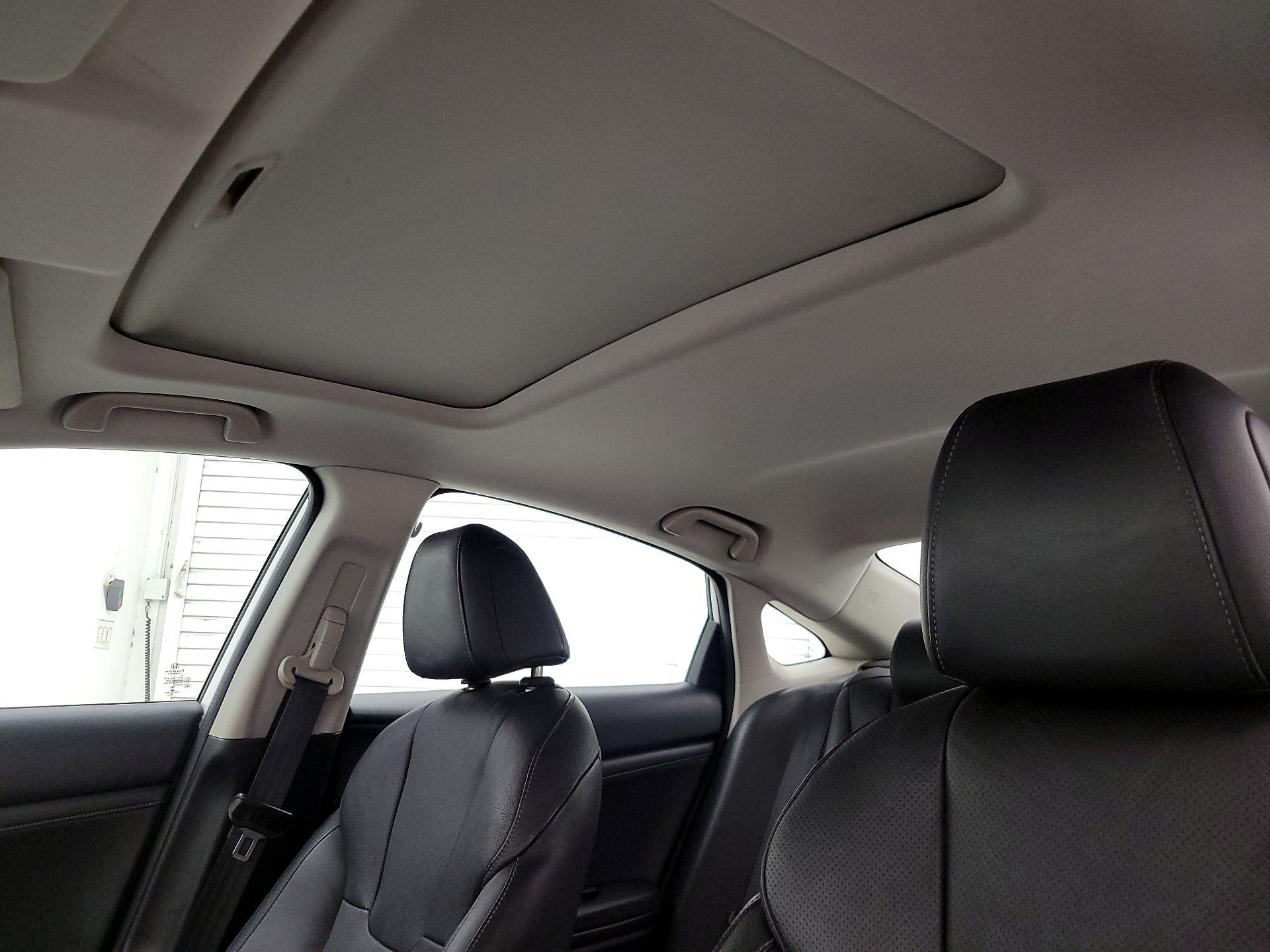 Thumbnail: 2019 Honda Insight - 20
