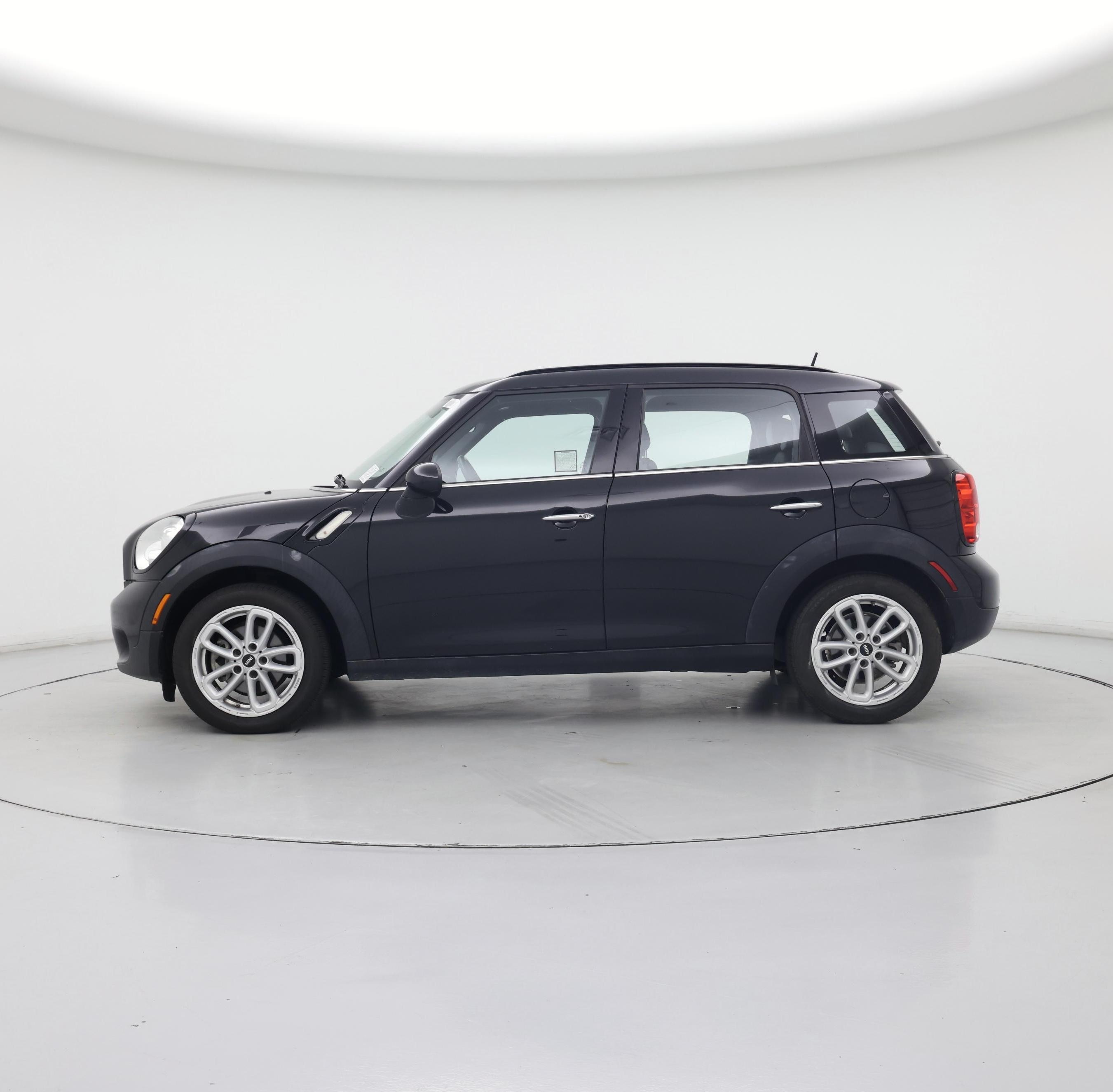 Thumbnail: 2016 MINI Cooper Countryman - 3