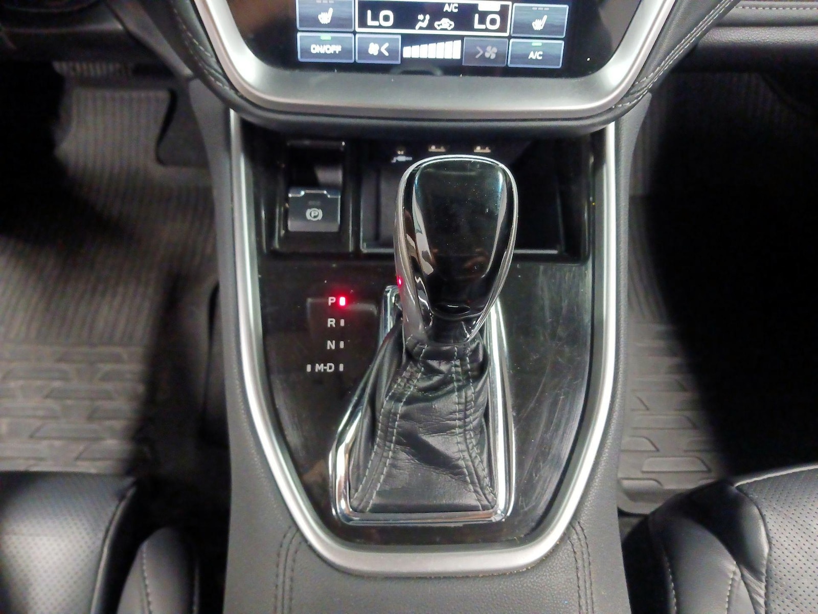 2021 Subaru Outback Limited - Photo 16