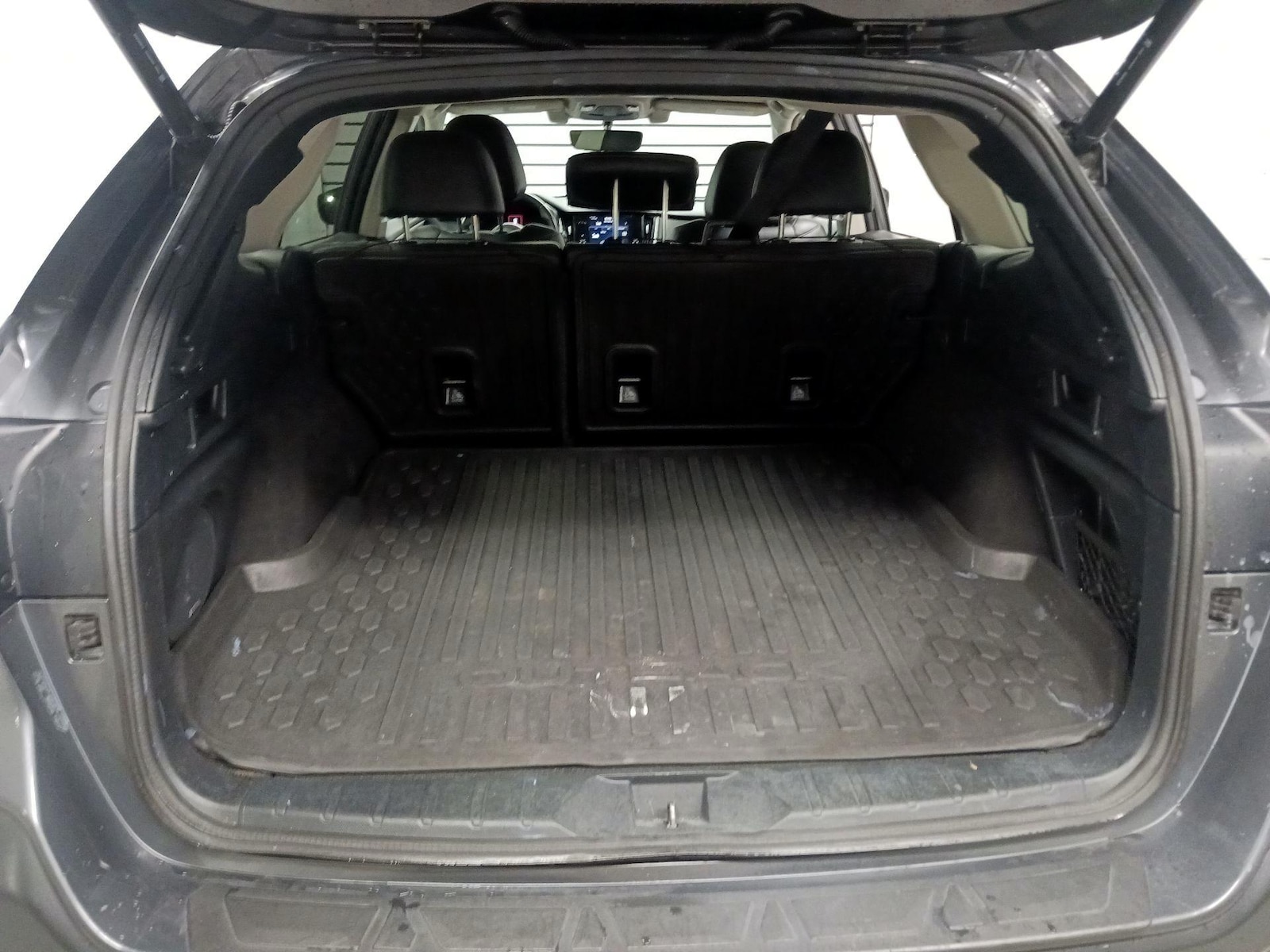 2021 Subaru Outback Limited - Photo 17