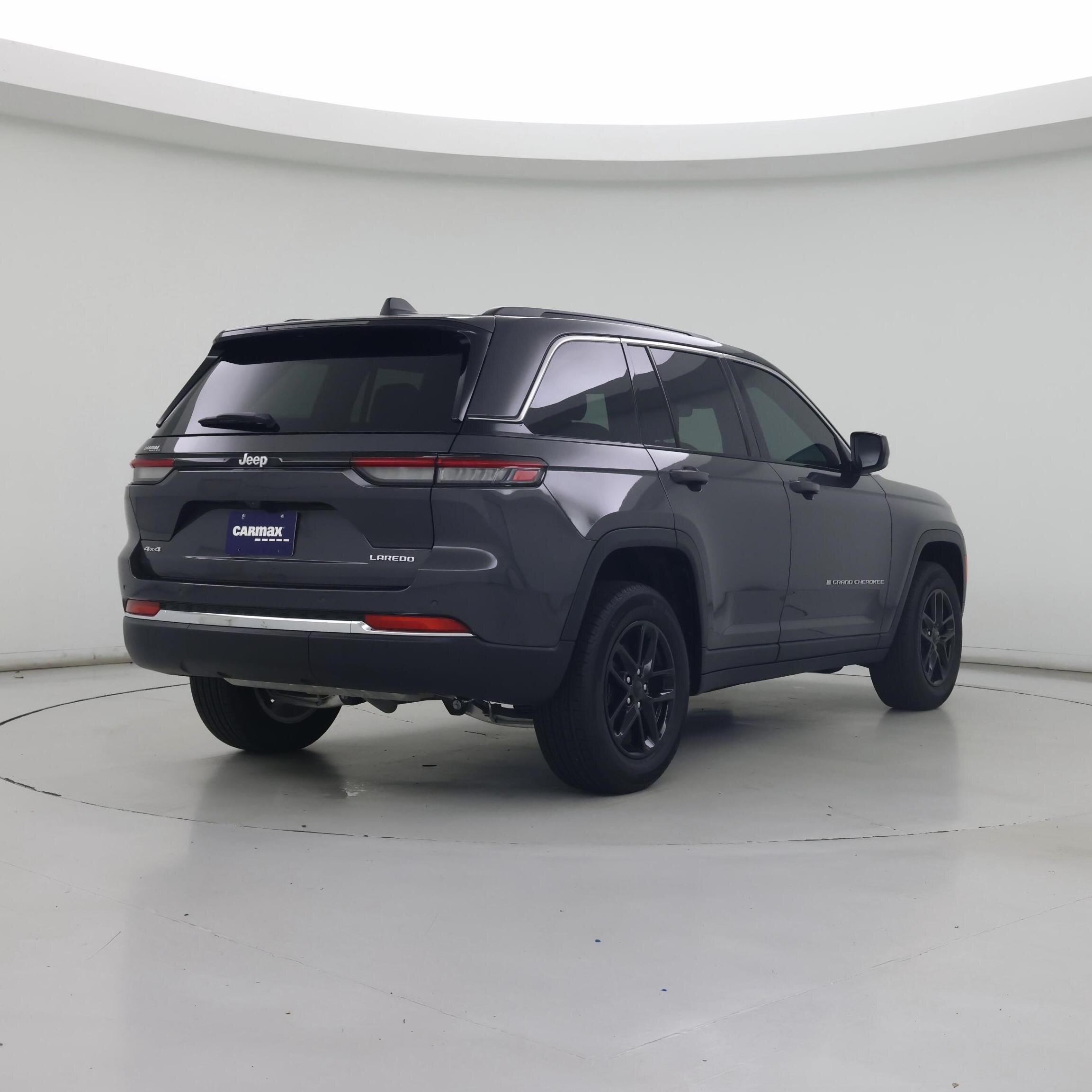 Thumbnail: 2026 Jeep Grand Cherokee - 8