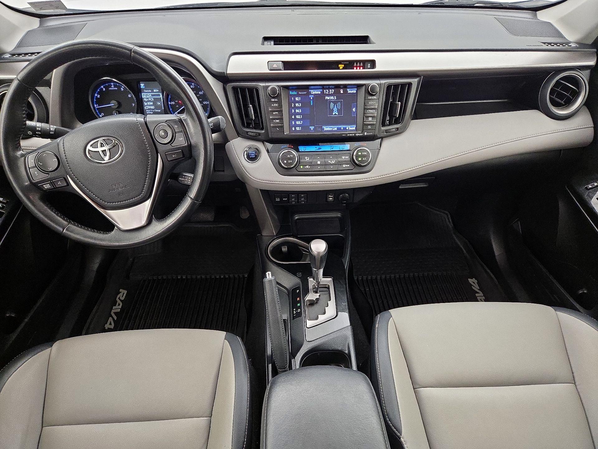 Thumbnail: 2018 Toyota RAV4 - 9