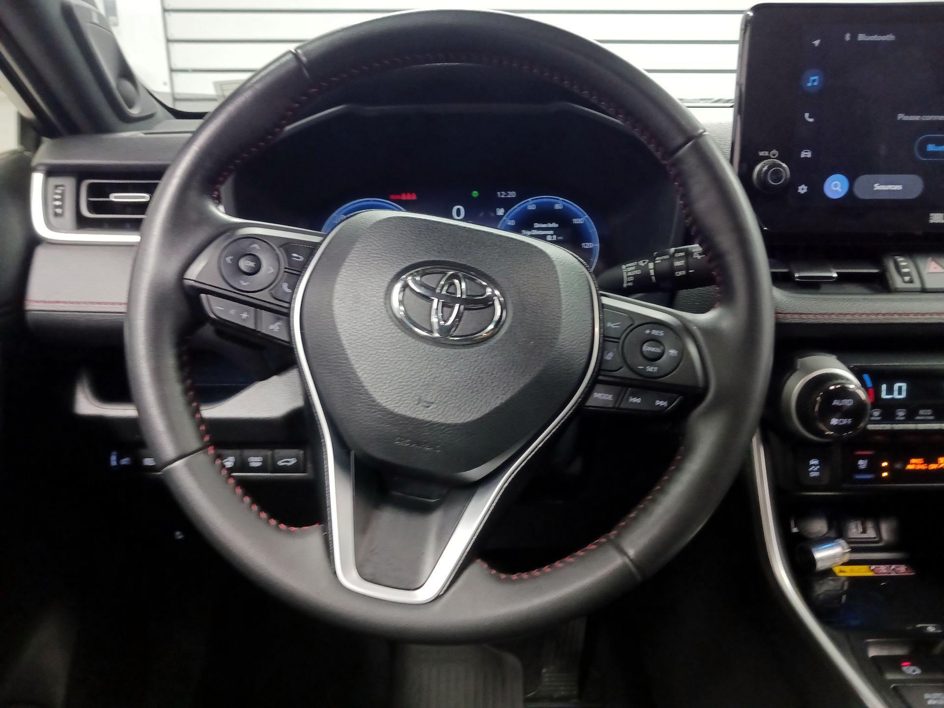 Thumbnail: 2024 Toyota RAV4 - 10