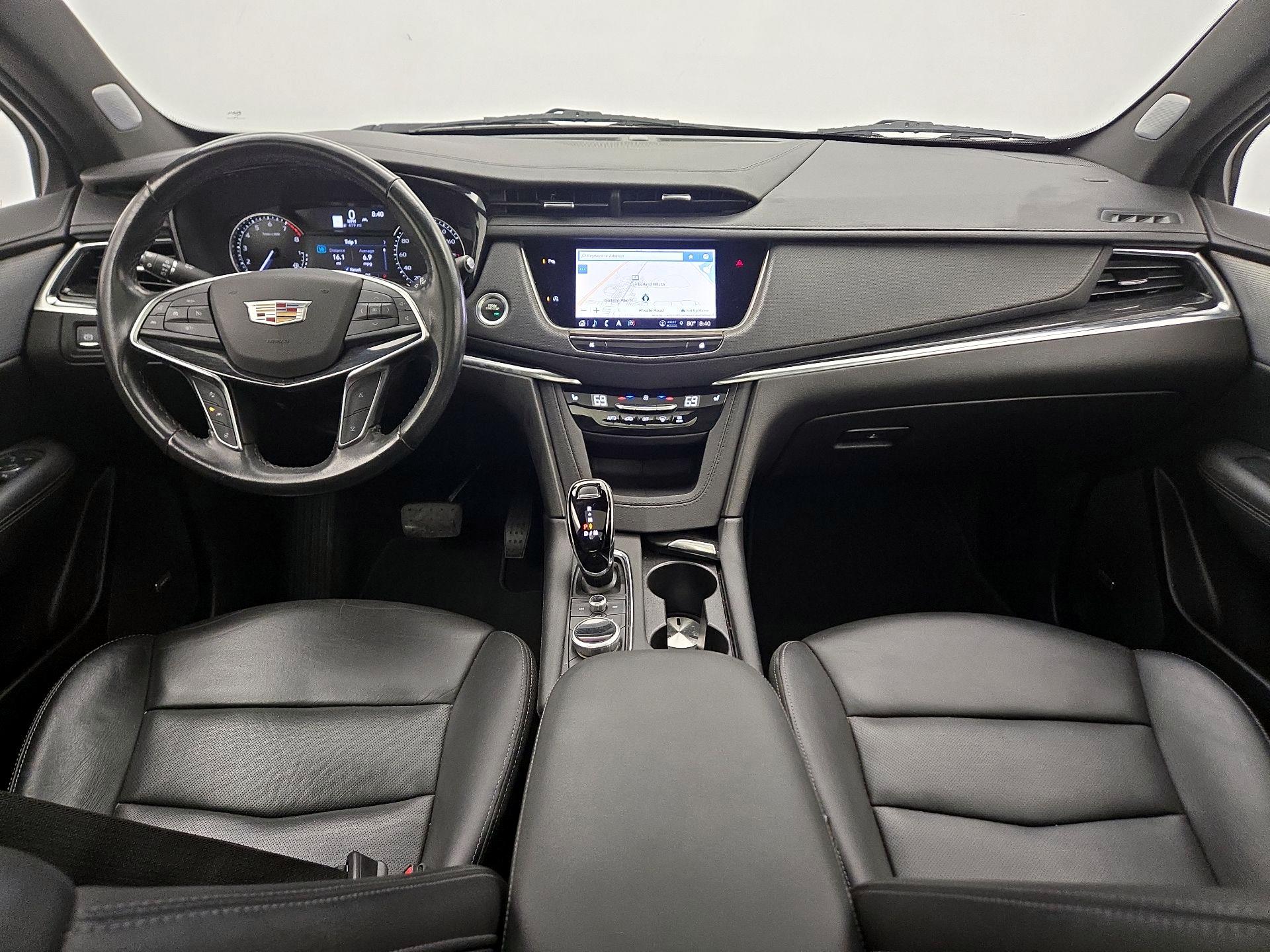 Thumbnail: 2023 Cadillac XT5 - 9