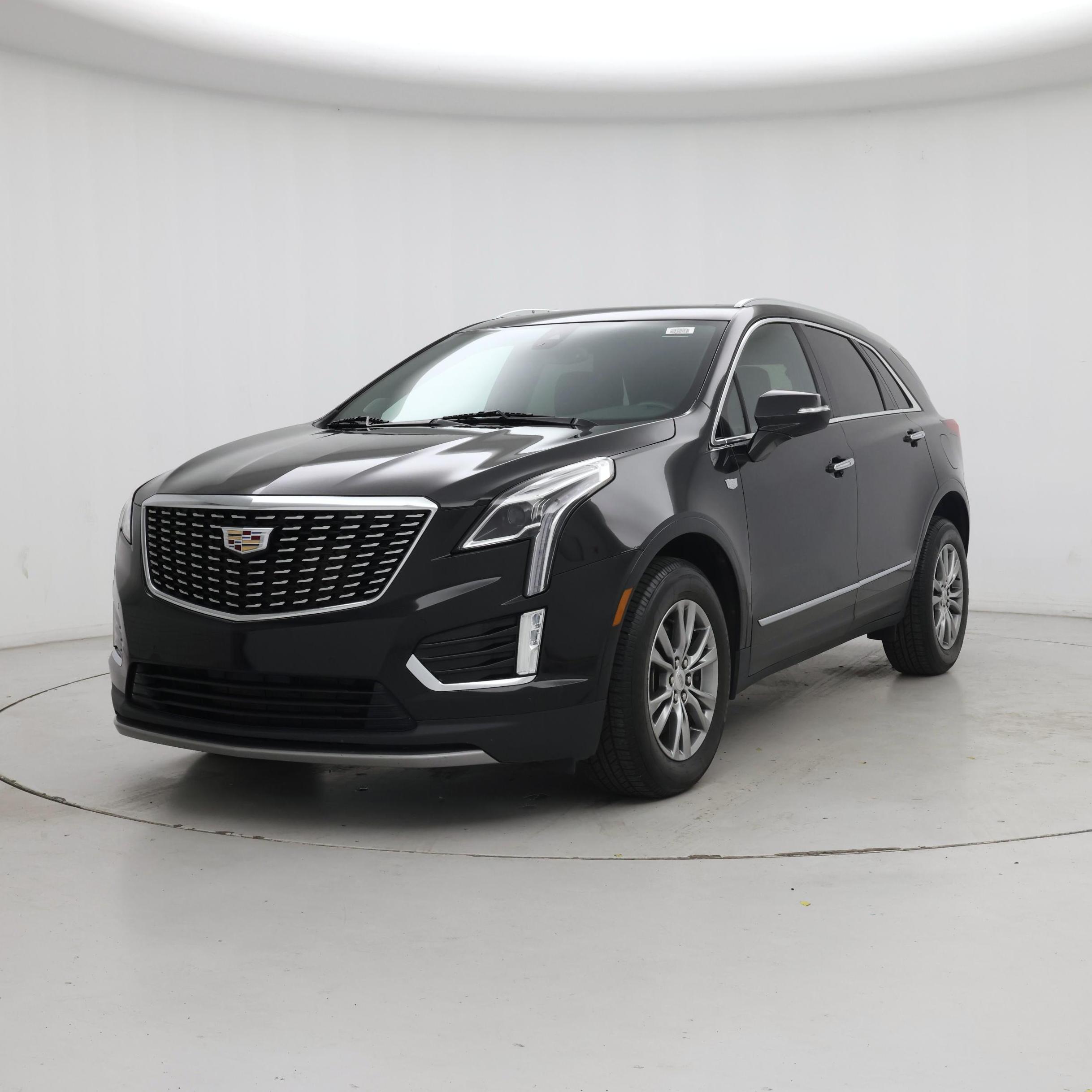 Thumbnail: 2023 Cadillac XT5 - 4