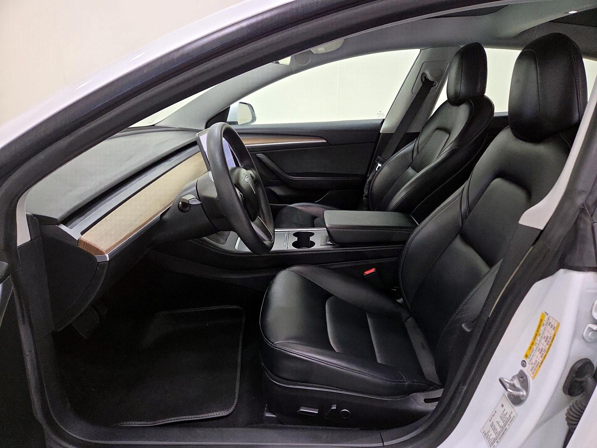Thumbnail: 2021 Tesla Model 3 - 11