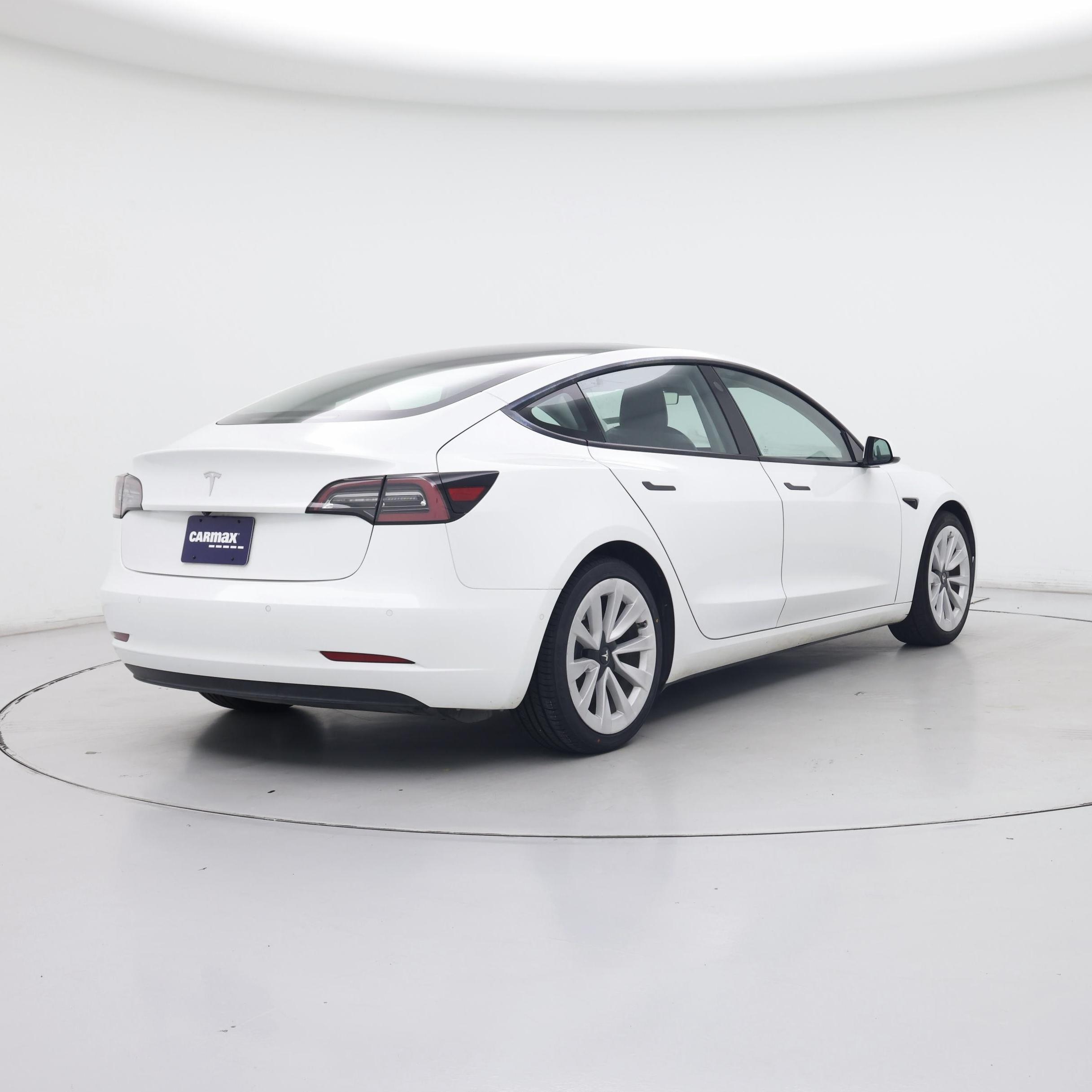 Thumbnail: 2021 Tesla Model 3 - 8
