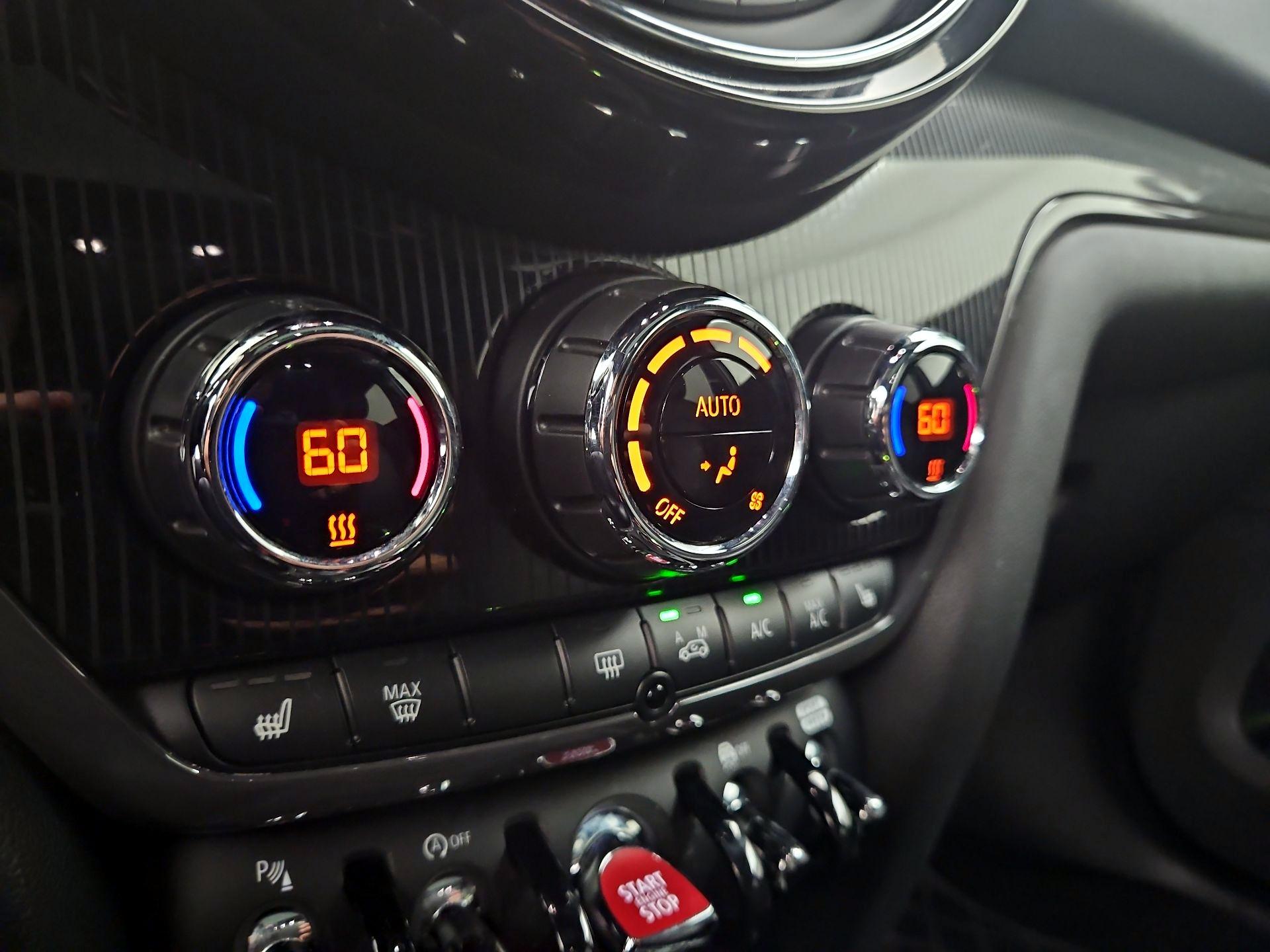 Thumbnail: 2019 MINI Cooper Countryman - 16