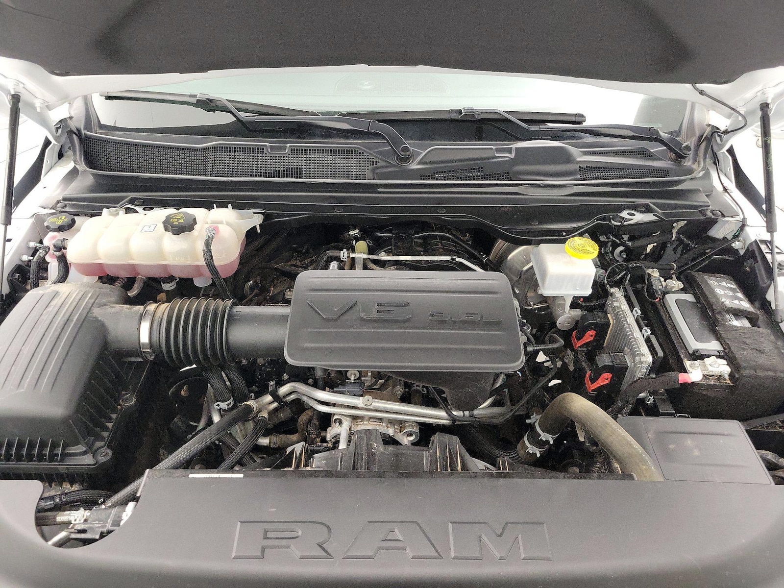 2024 RAM Ram 1500 Pickup Tradesman - Photo 22
