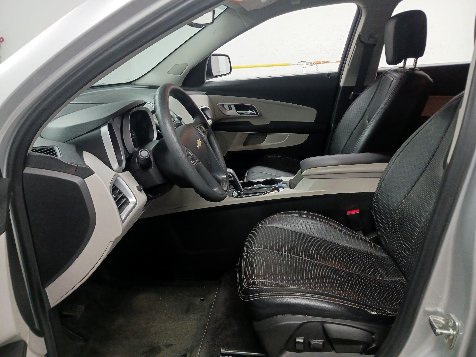 Thumbnail: 2015 Chevrolet Equinox - 11