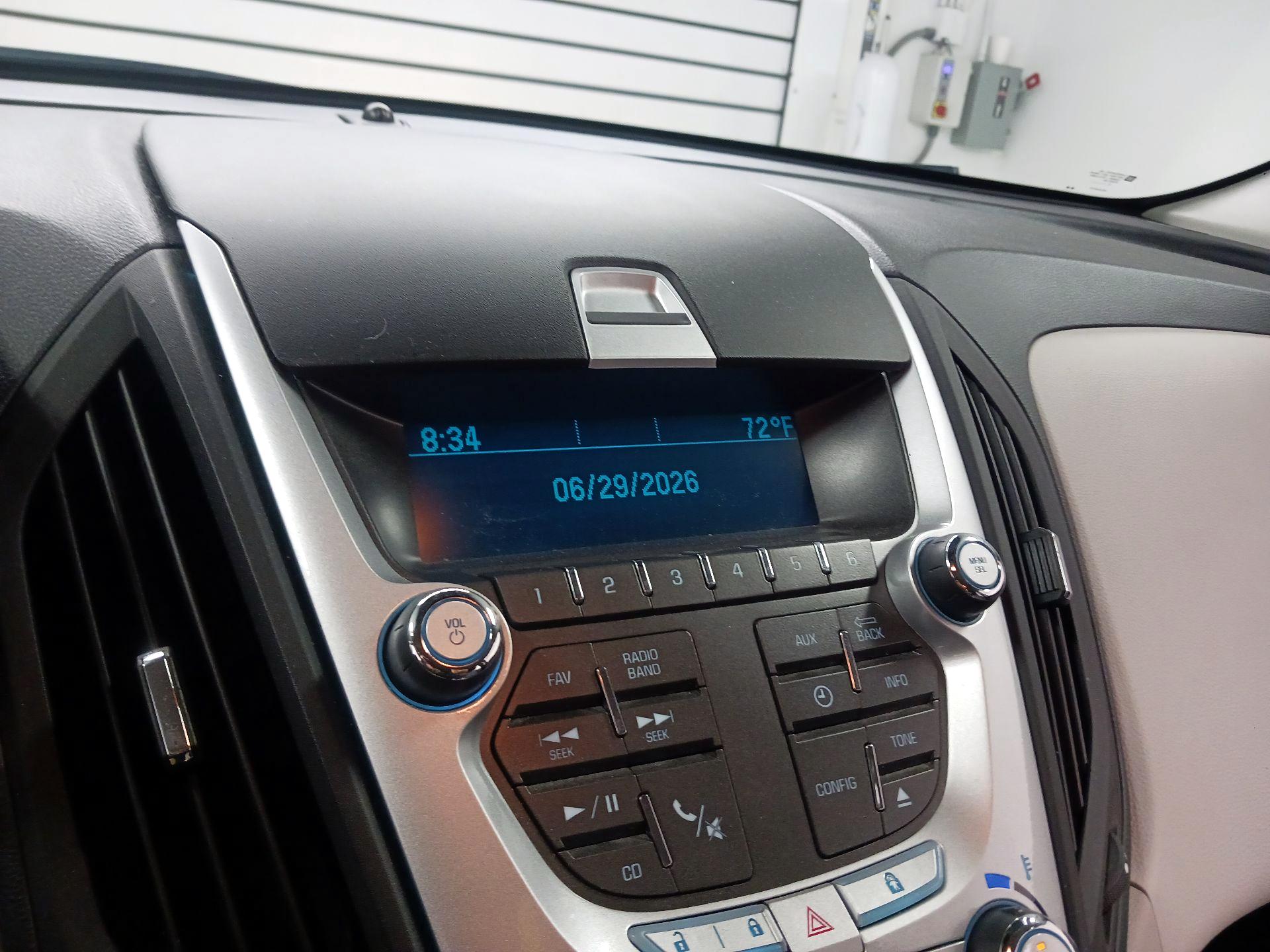 Thumbnail: 2015 Chevrolet Equinox - 13