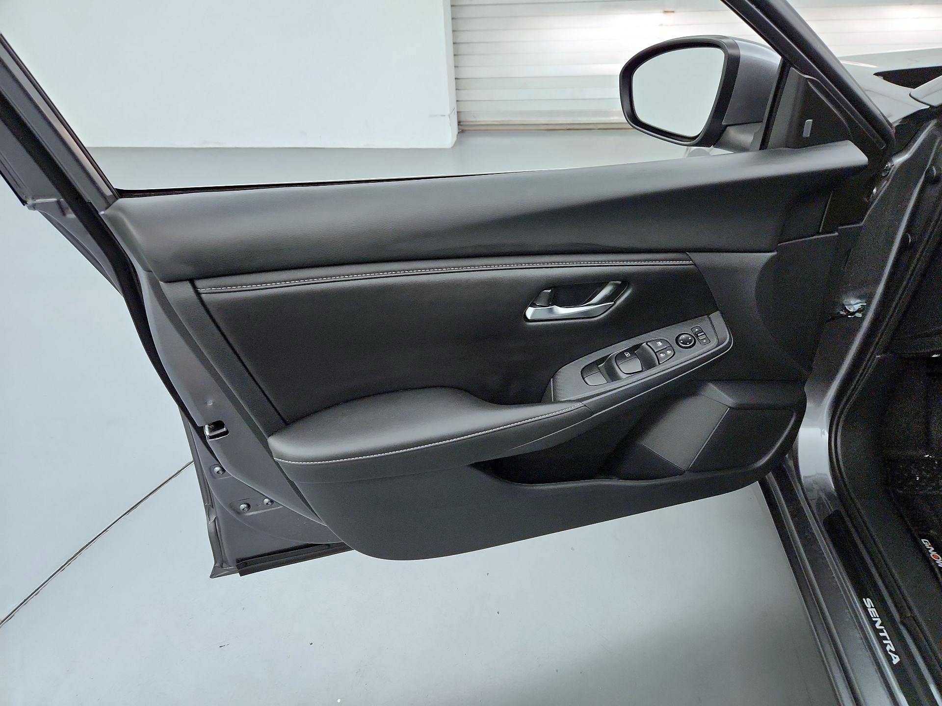 Thumbnail: 2025 Nissan Sentra - 12