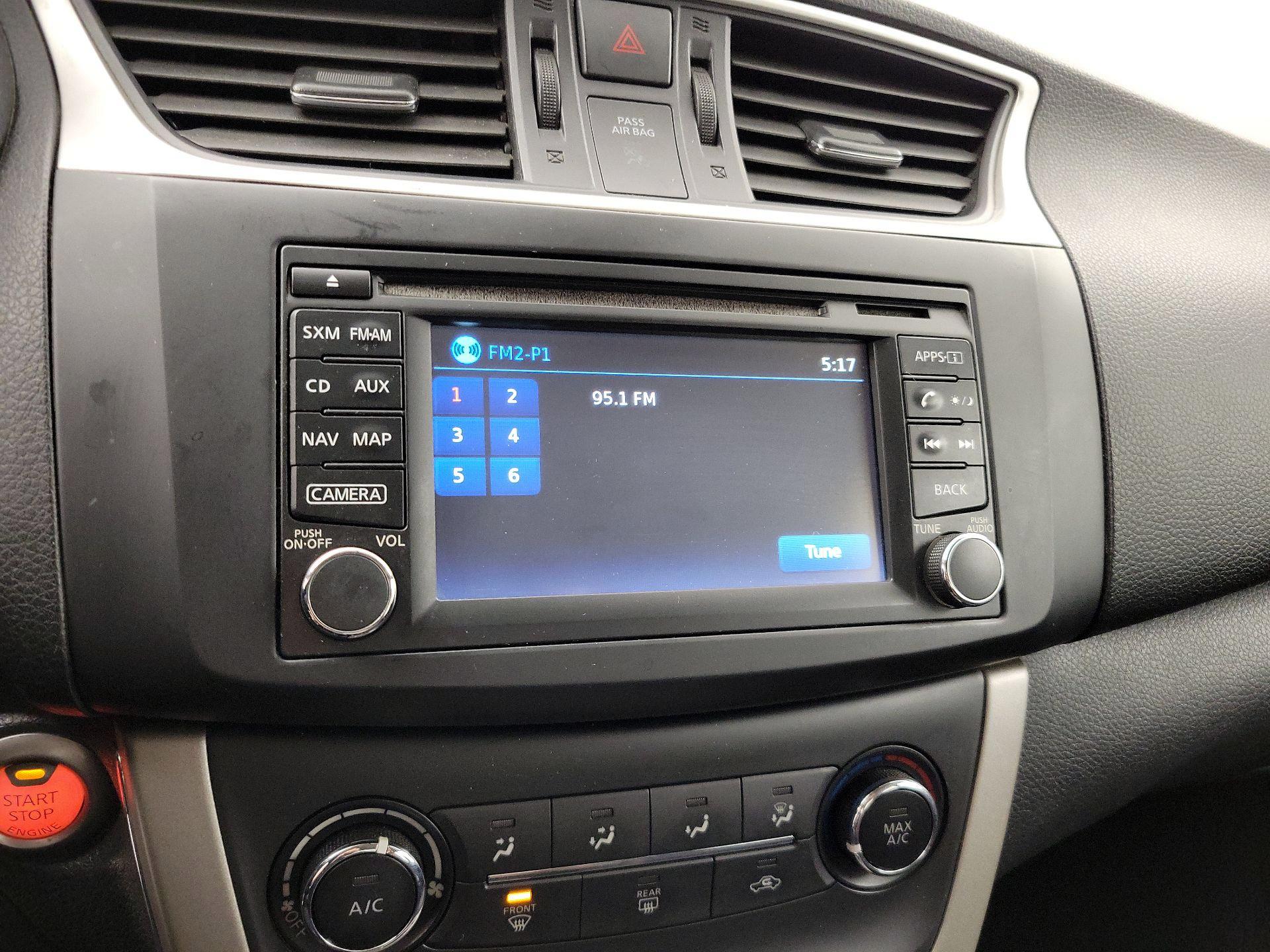 Thumbnail: 2015 Nissan Sentra - 15