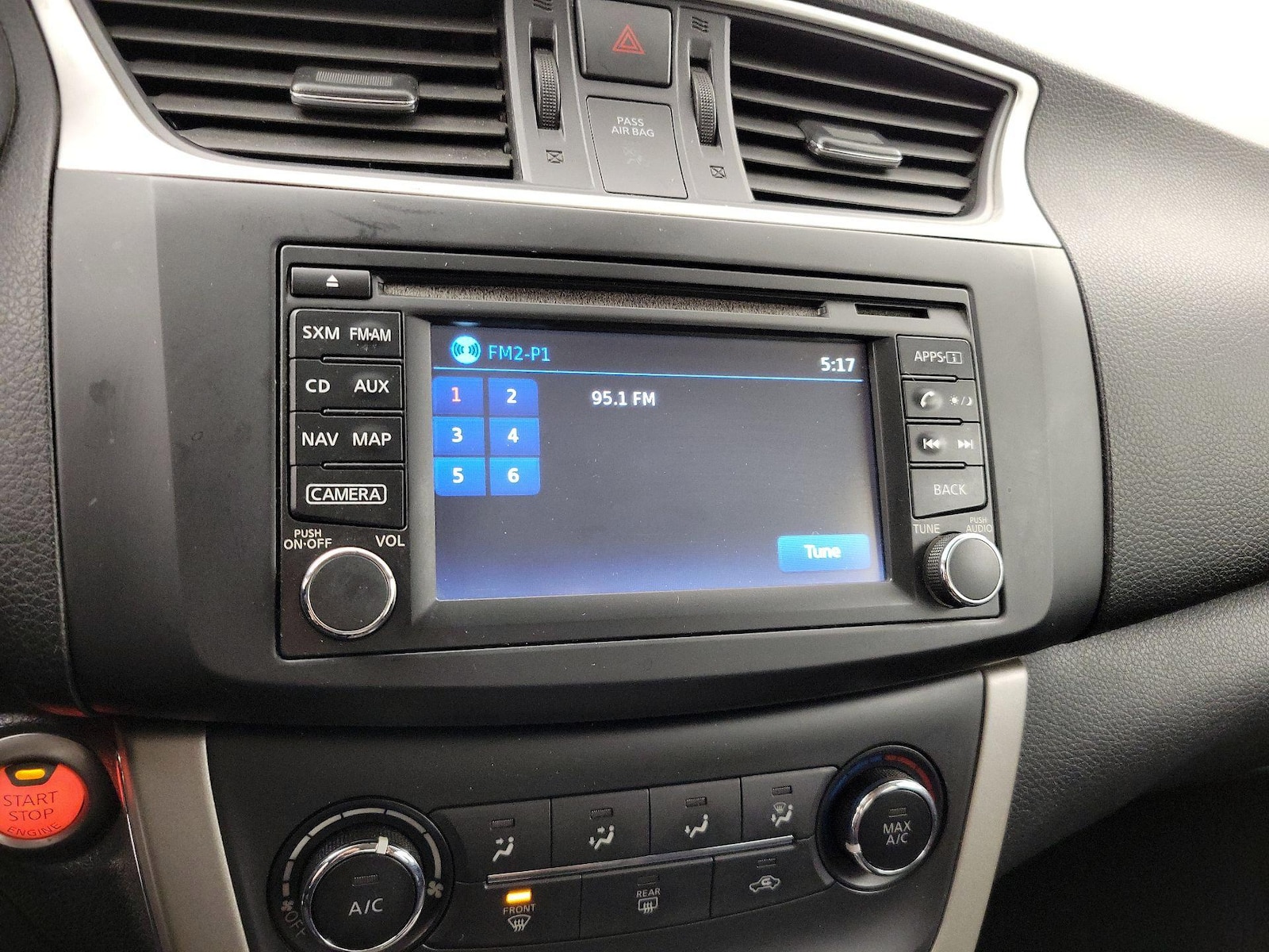 2015 Nissan Sentra SV - Photo 16