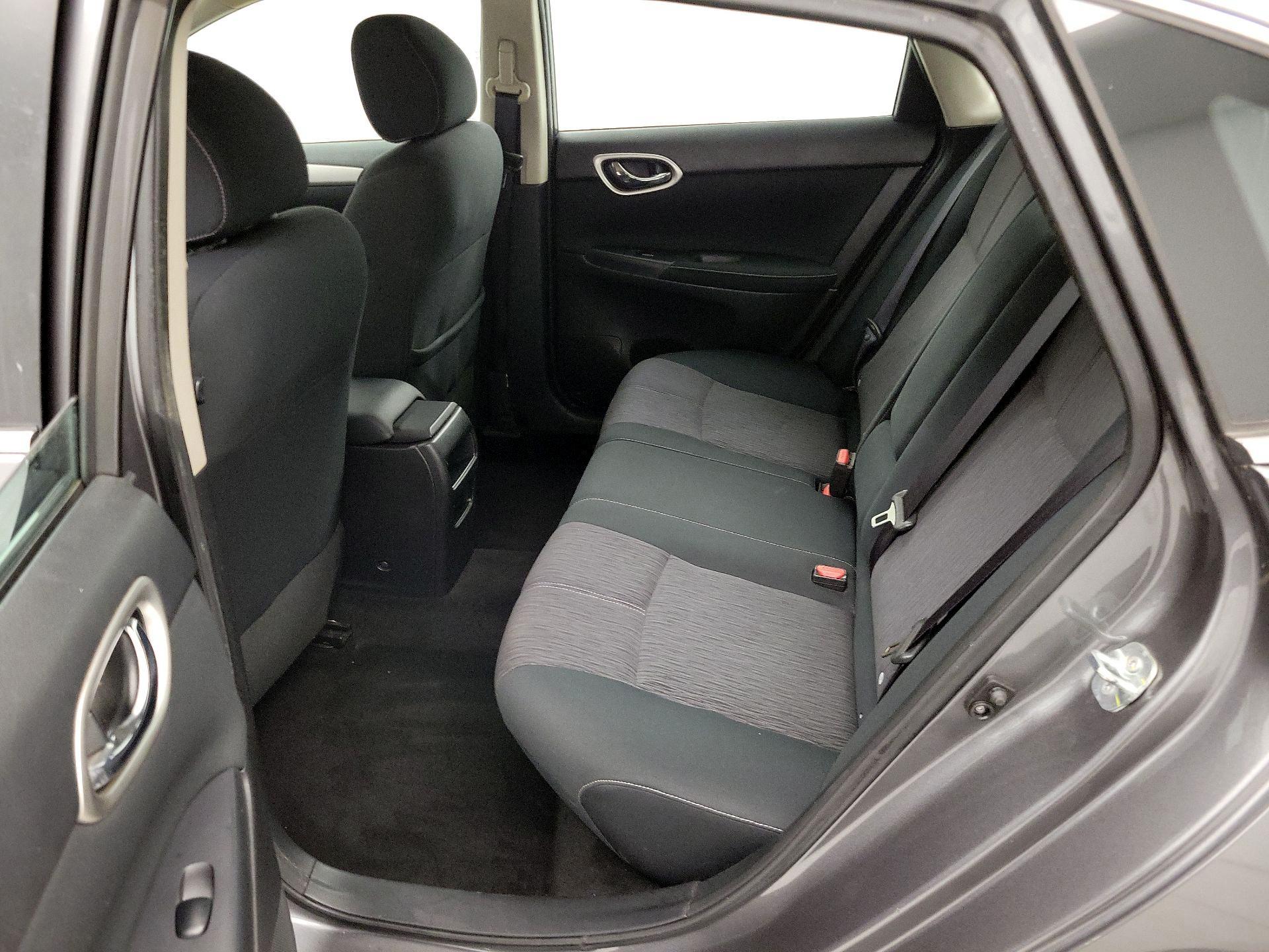 Thumbnail: 2015 Nissan Sentra - 19