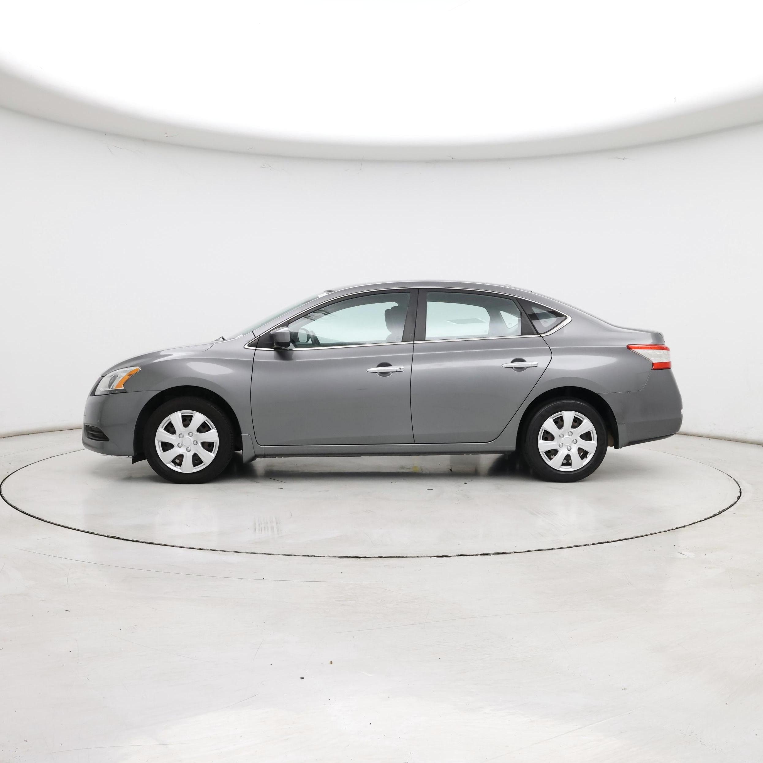 Thumbnail: 2015 Nissan Sentra - 3