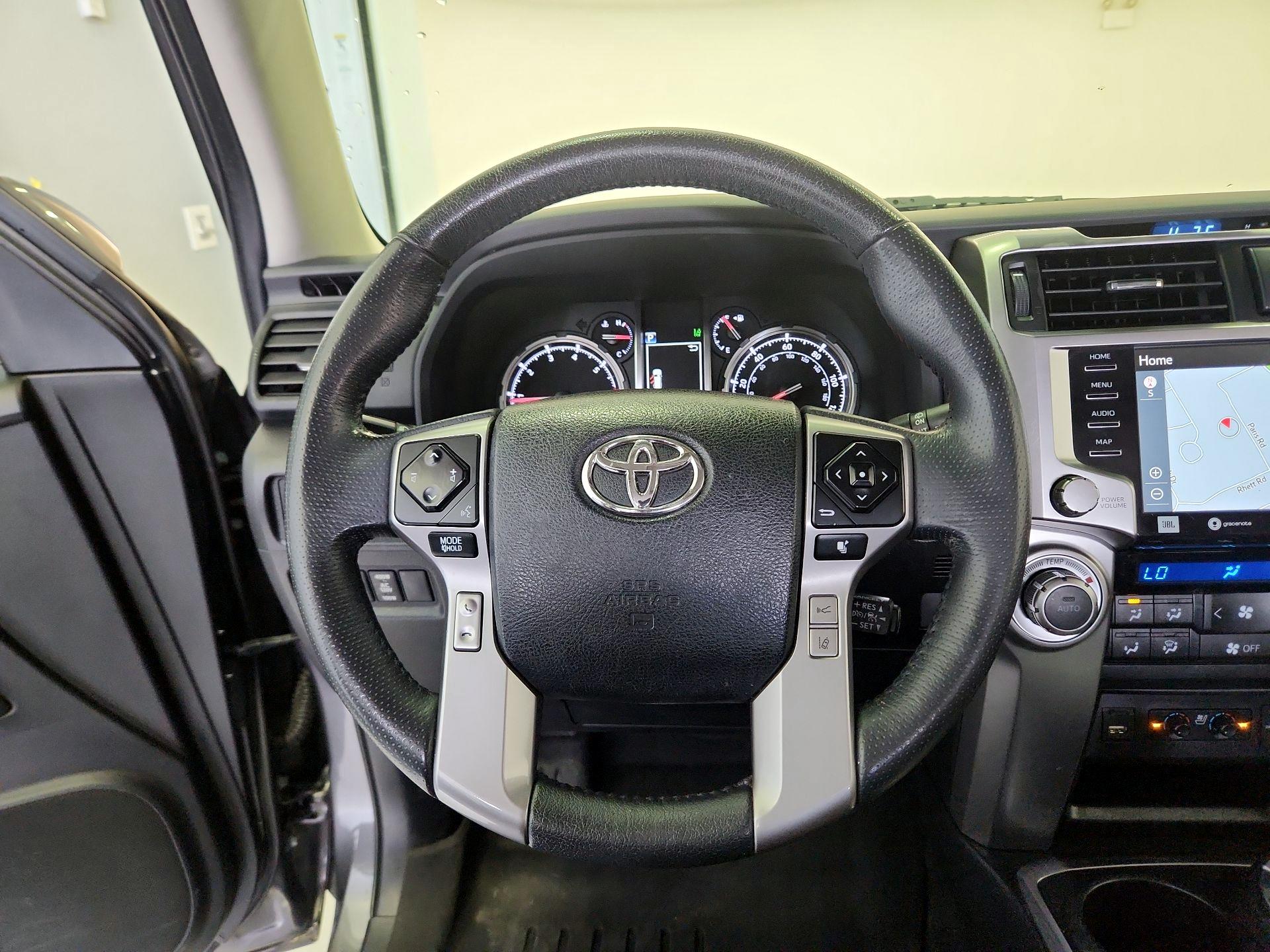 Thumbnail: 2020 Toyota 4Runner - 10