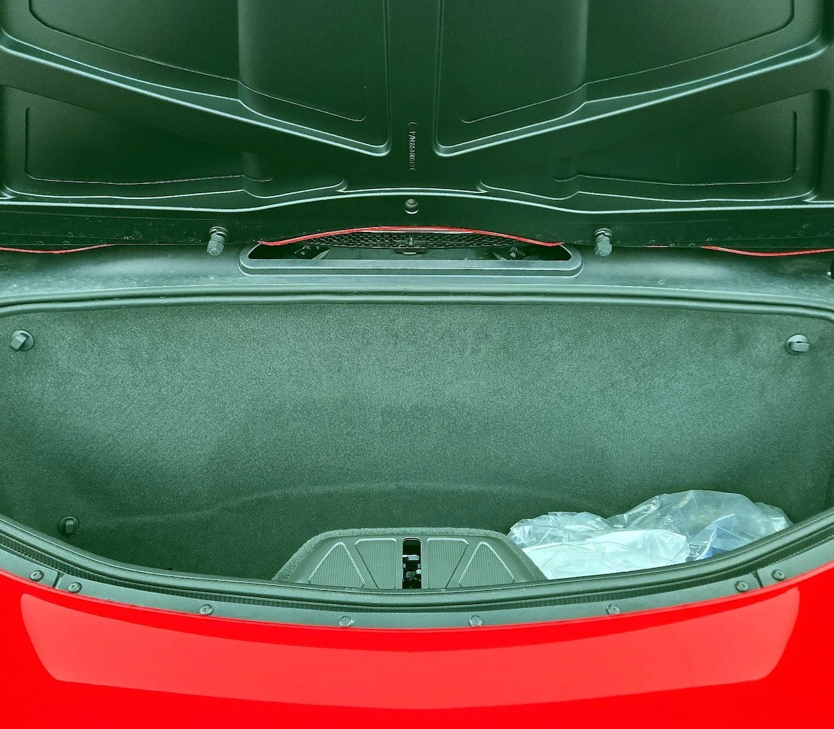 Trunk/Cargo (Seats Up)