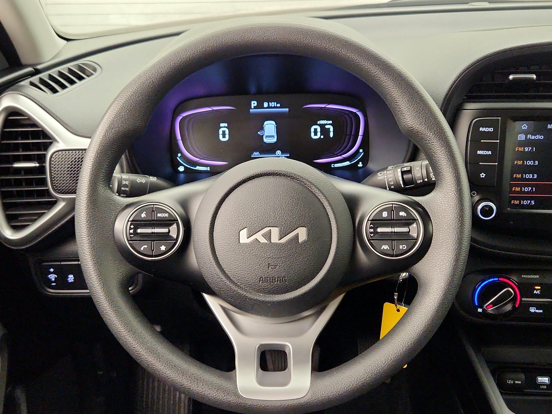 Thumbnail: 2023 Kia Soul - 10