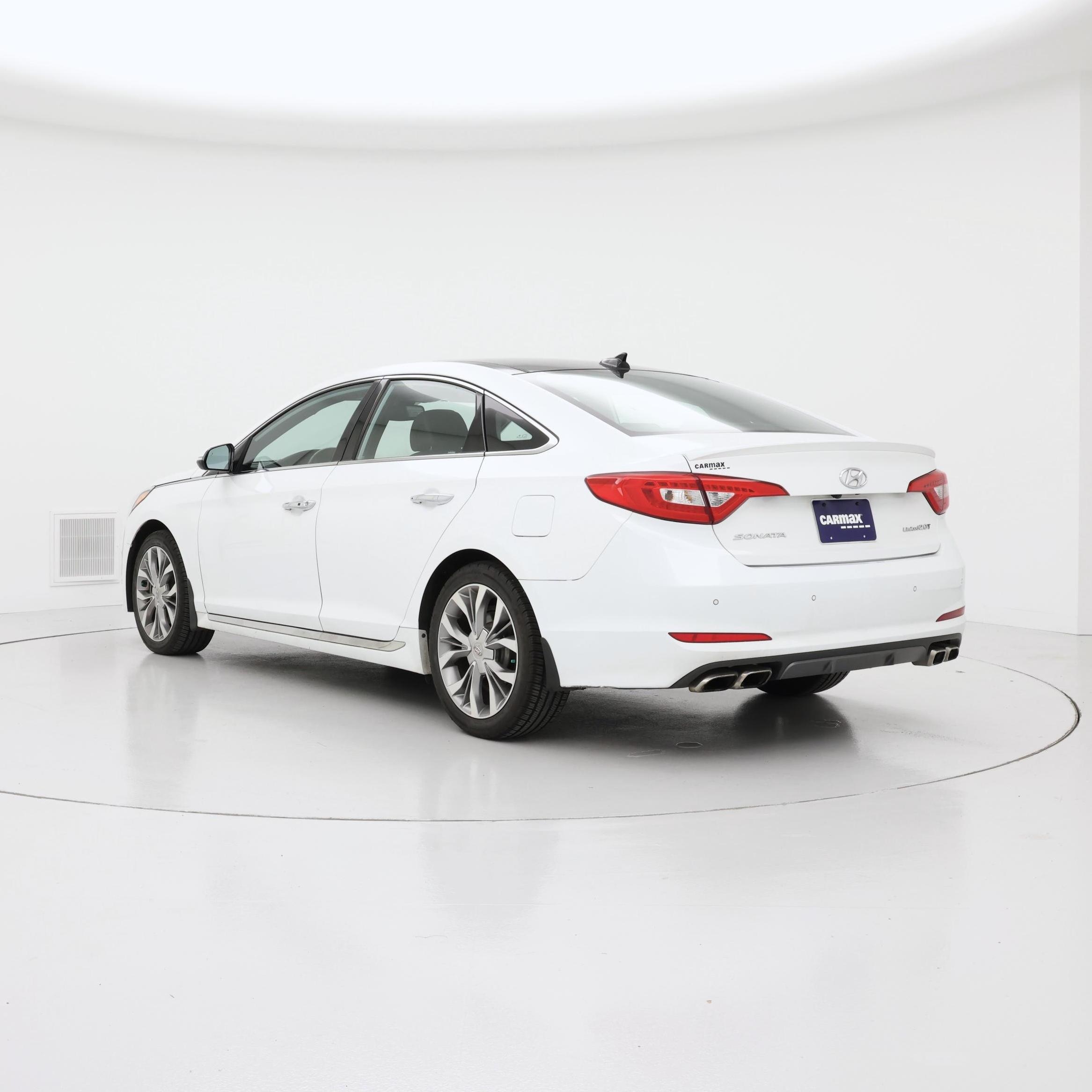 Thumbnail: 2017 Hyundai Sonata - 2