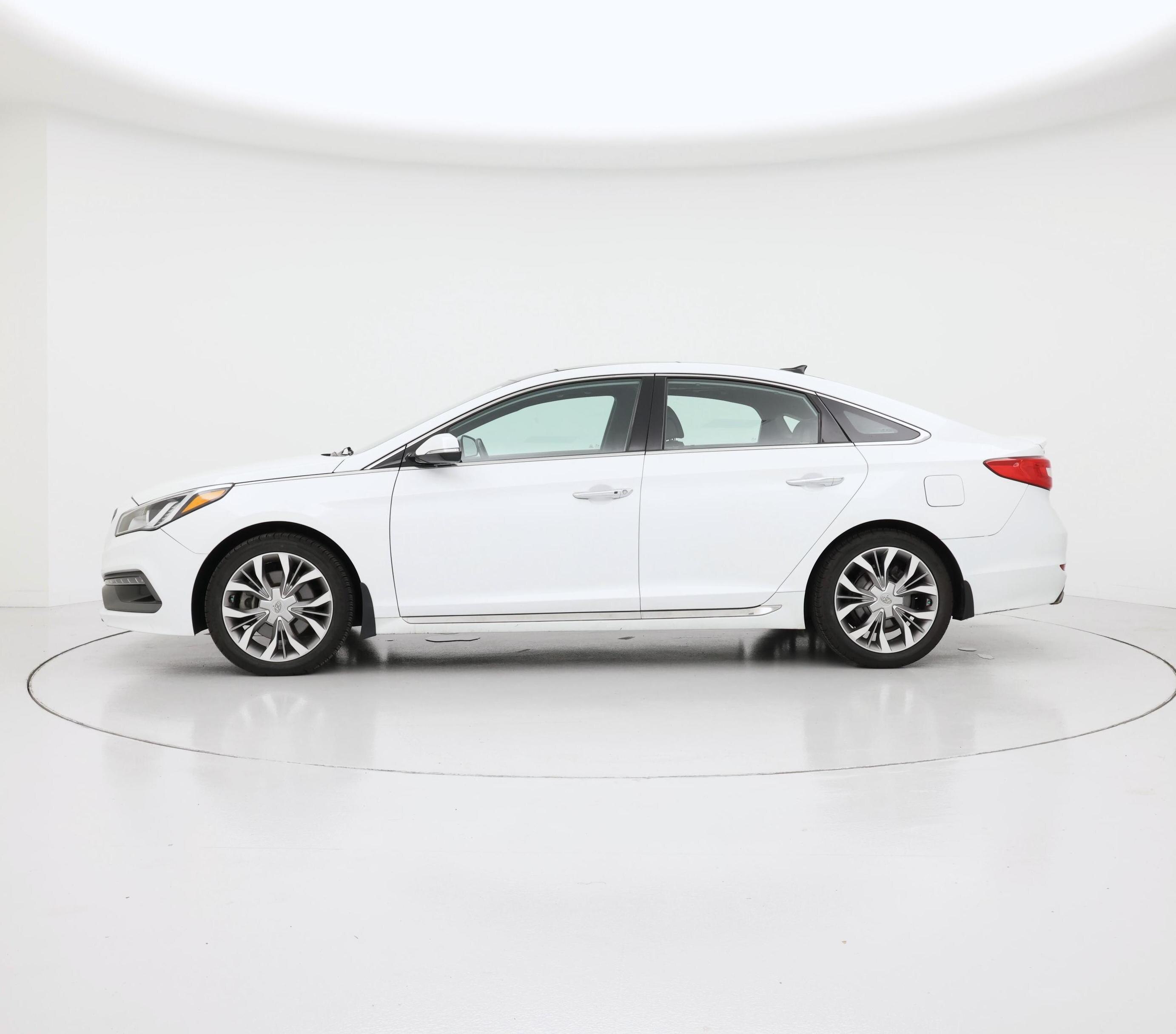 Thumbnail: 2017 Hyundai Sonata - 3
