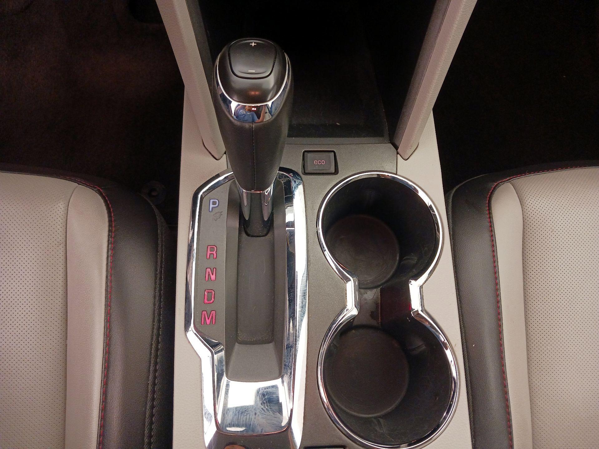 Thumbnail: 2017 GMC Terrain - 17
