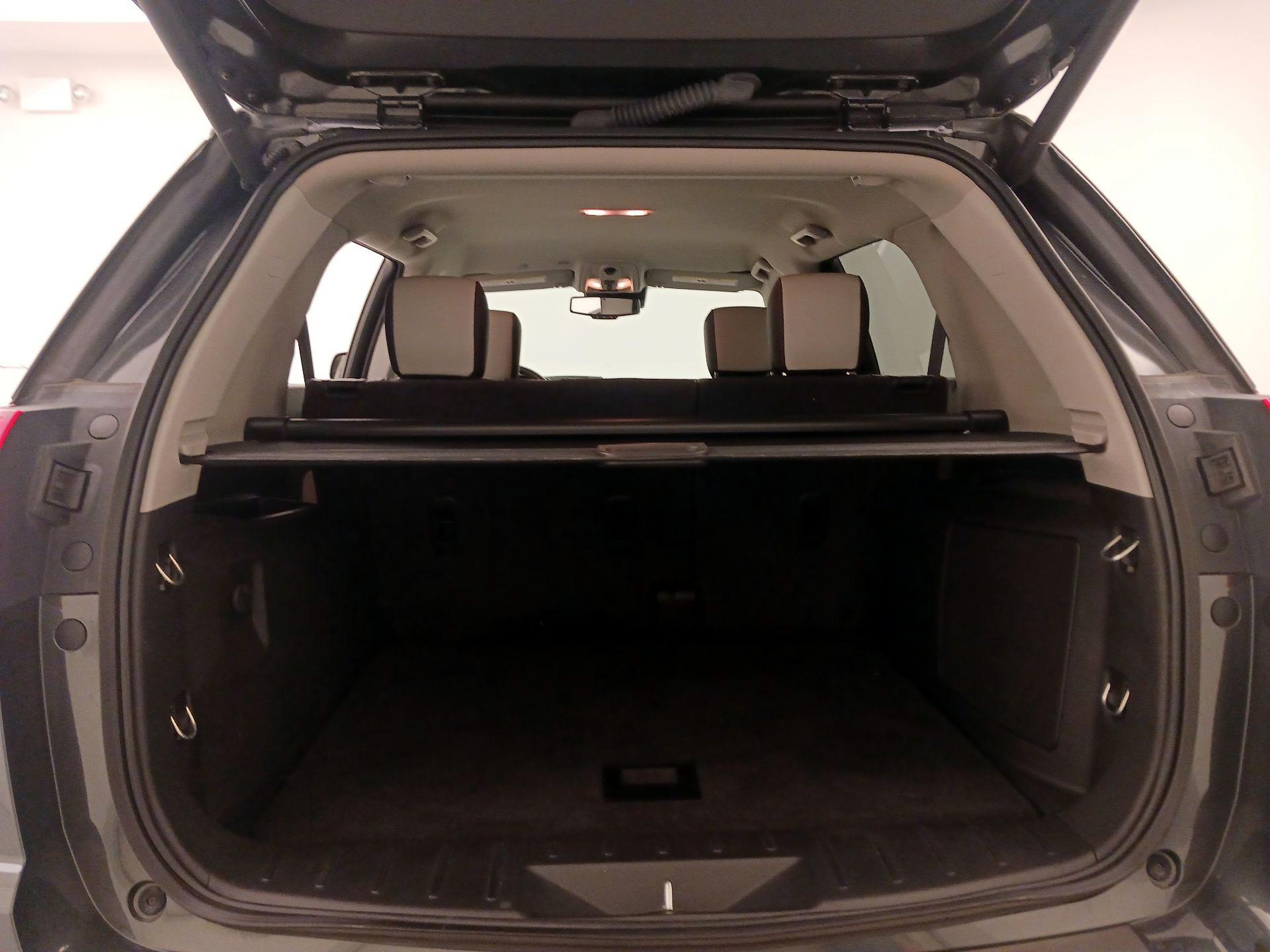 Thumbnail: 2017 GMC Terrain - 20