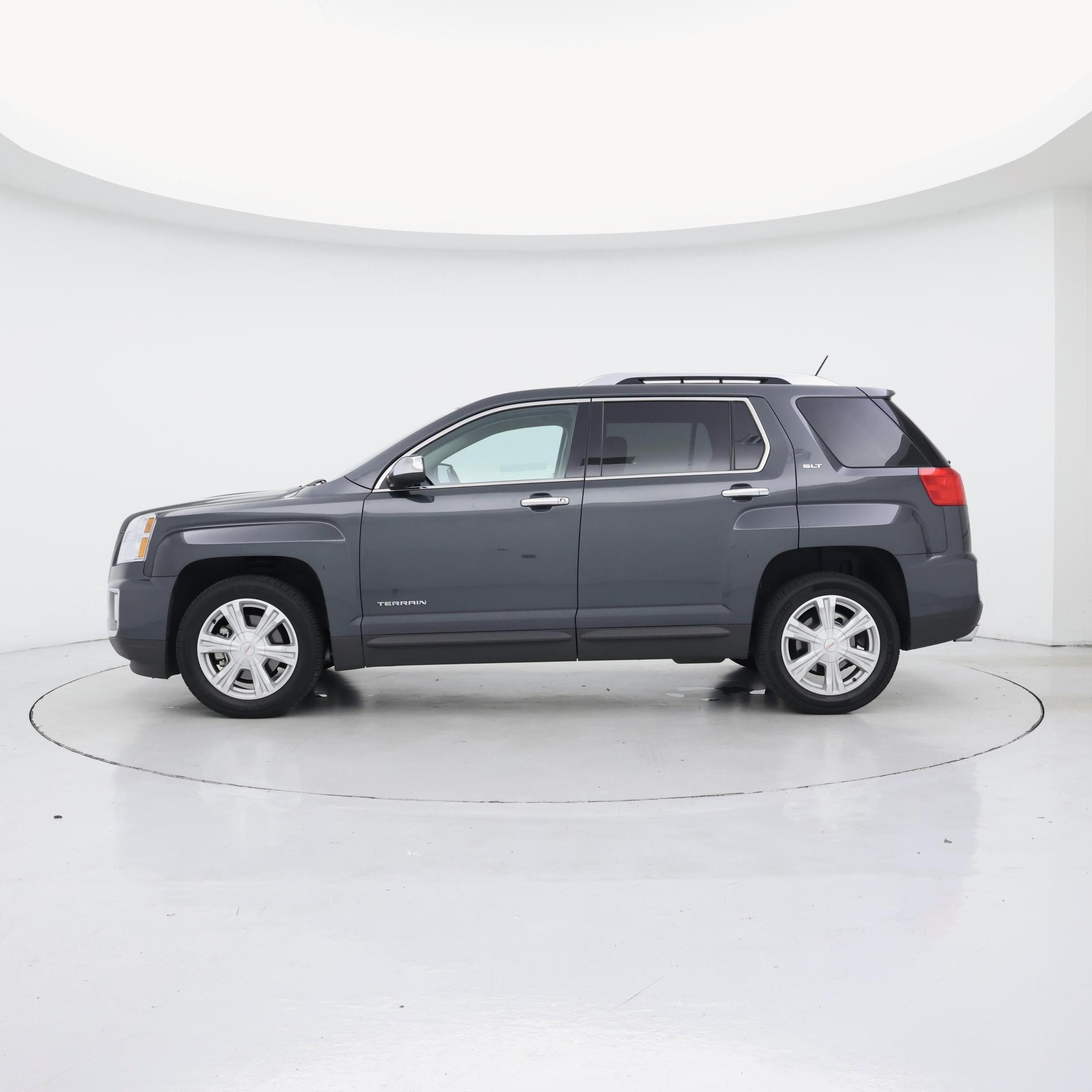 Thumbnail: 2017 GMC Terrain - 3