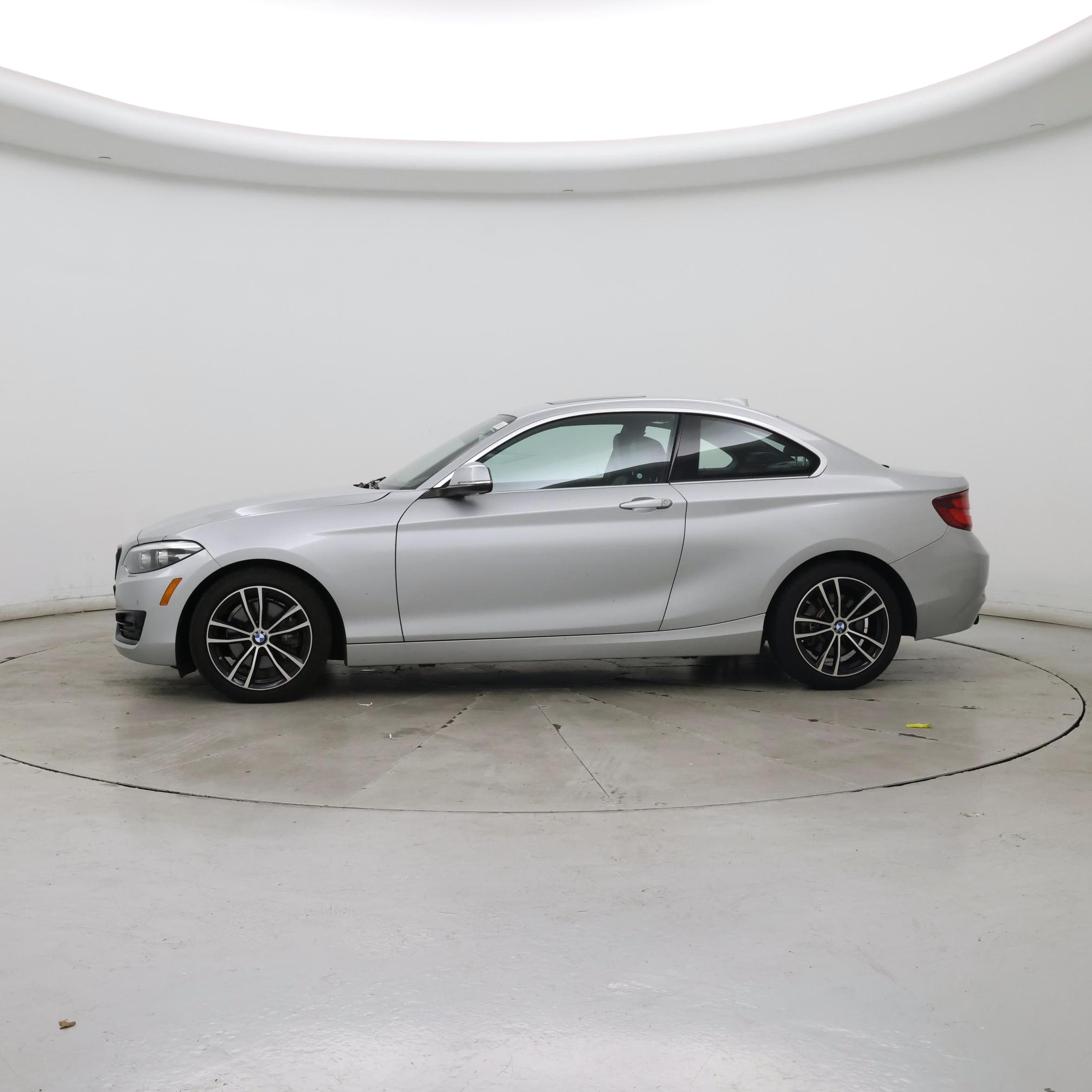 Thumbnail: 2020 BMW 2 Series - 3