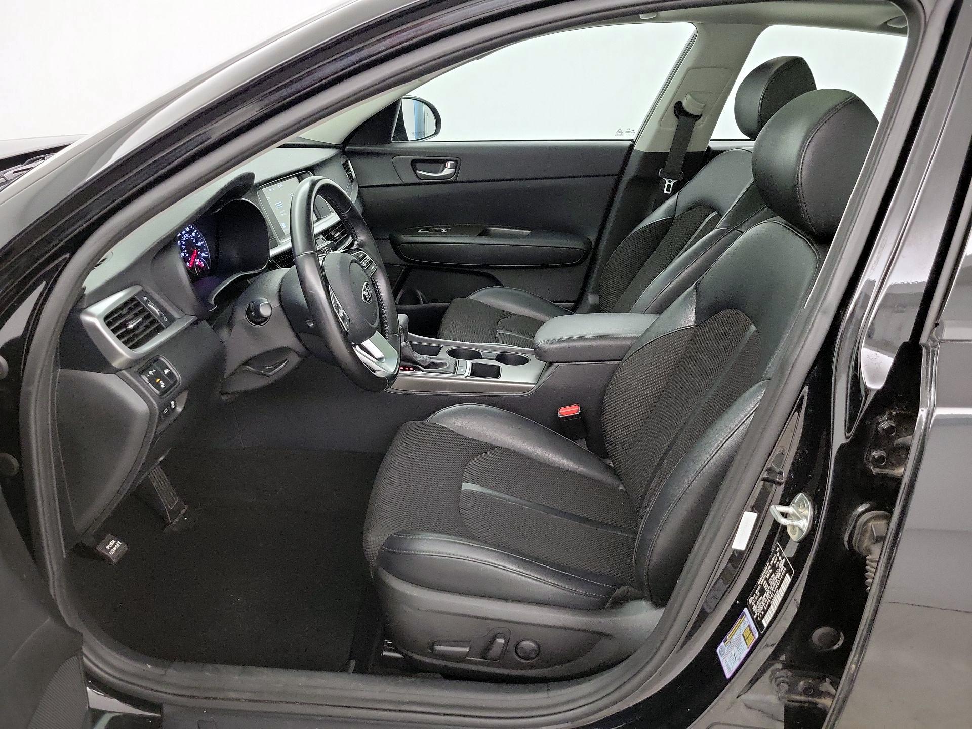 Thumbnail: 2019 Kia Optima - 11