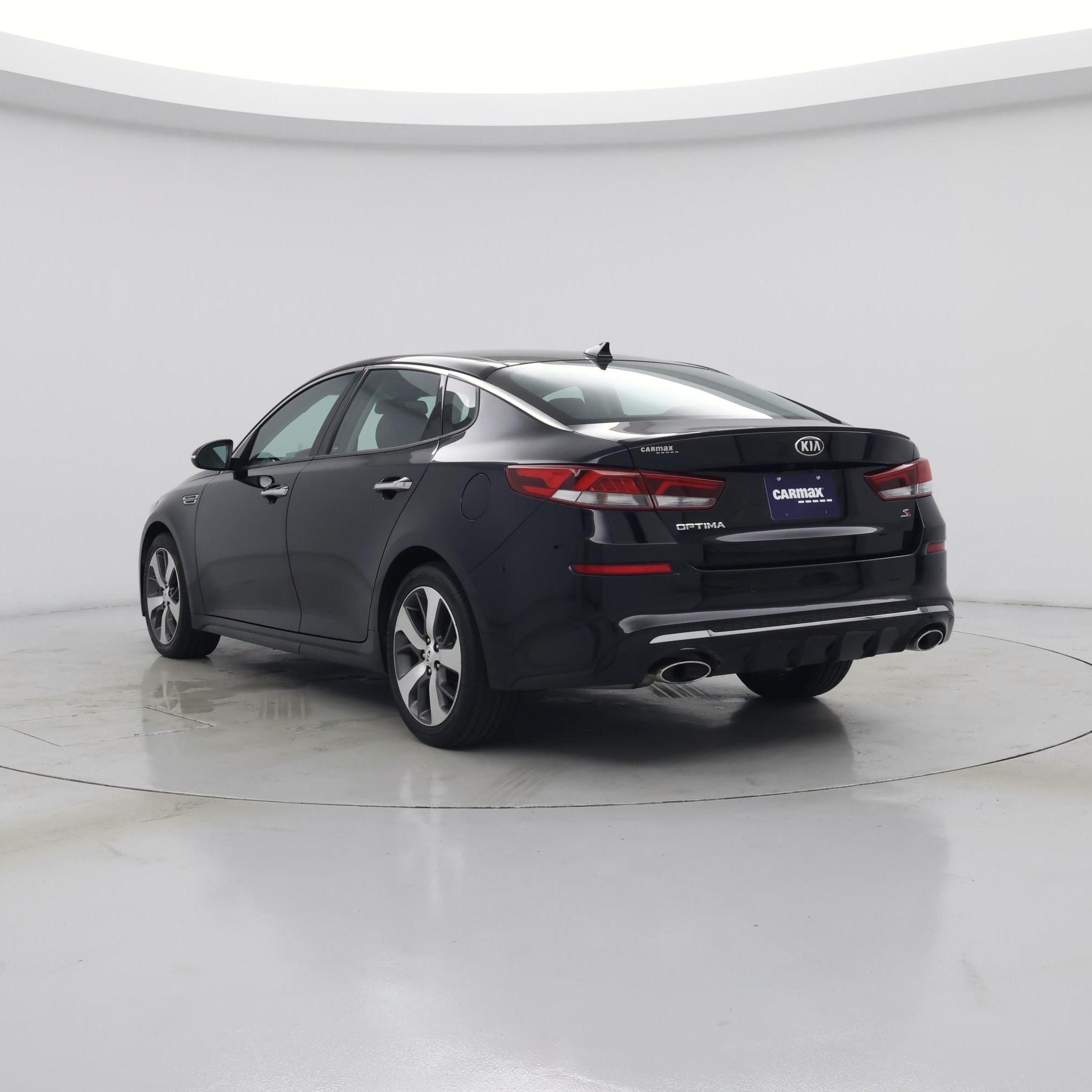 Thumbnail: 2019 Kia Optima - 2