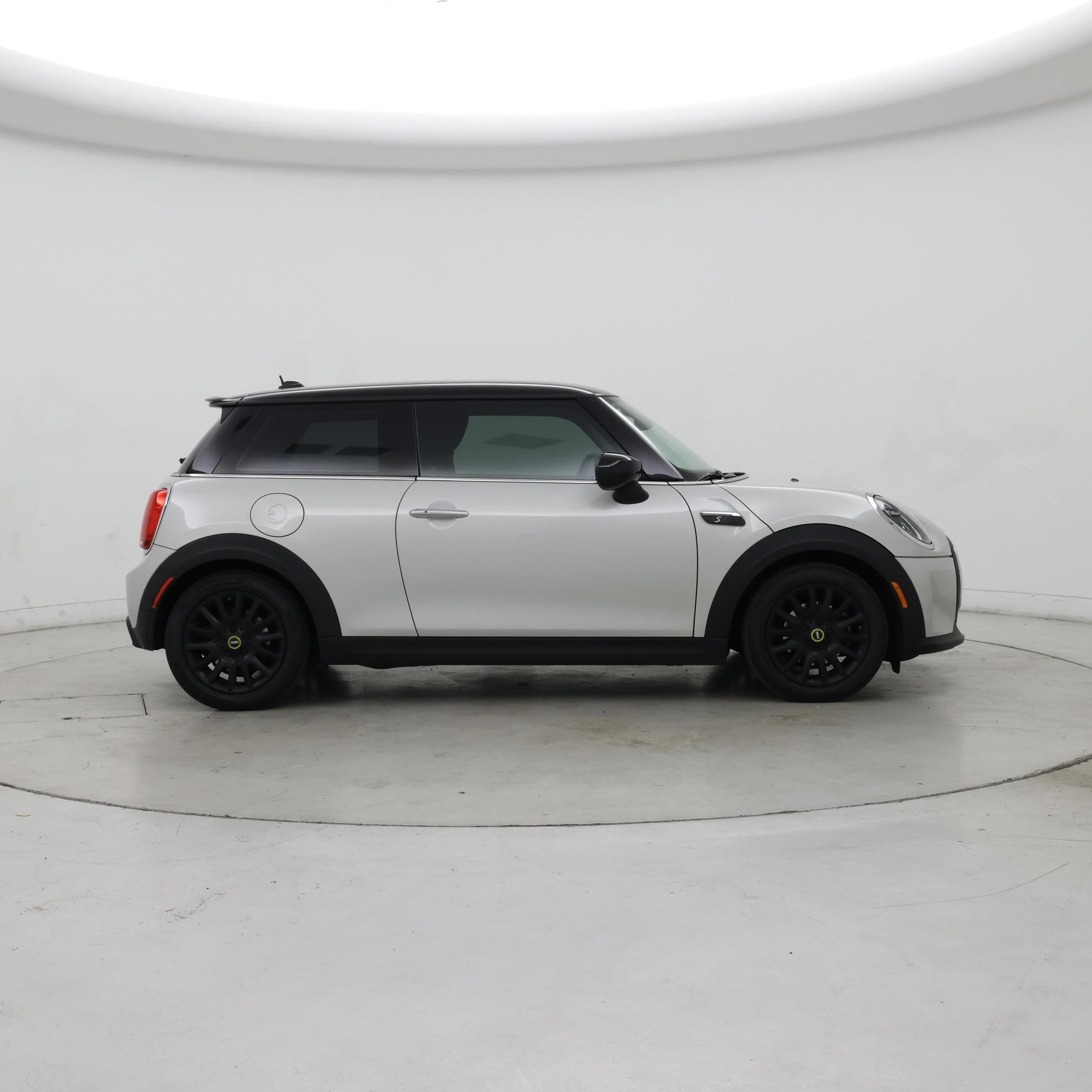 Thumbnail: 2022 MINI Cooper Hardtop - 7
