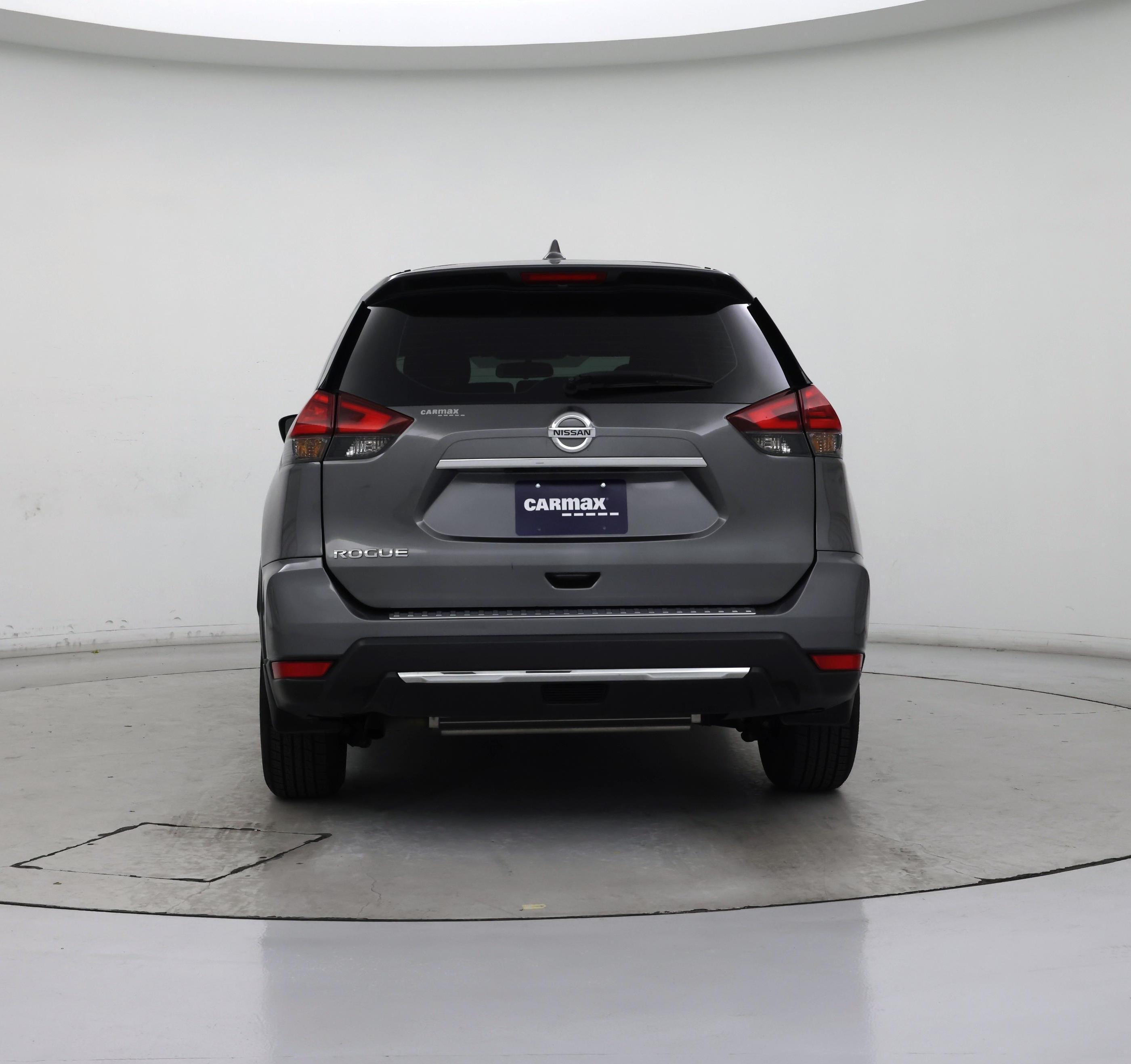 Thumbnail: 2017 Nissan Rogue - 6