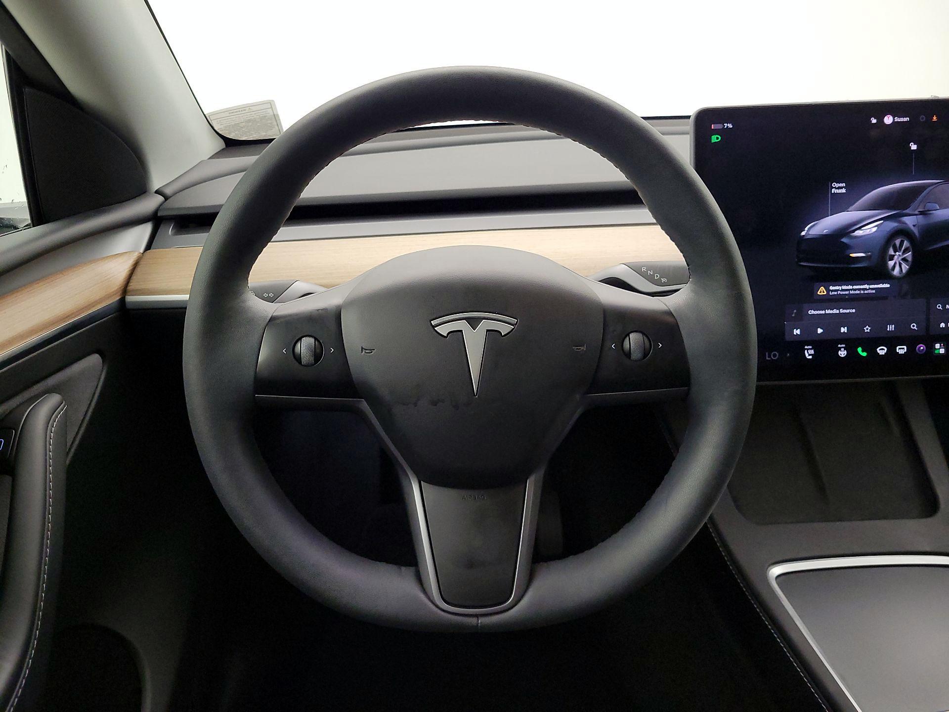 Thumbnail: 2024 Tesla Model Y - 10