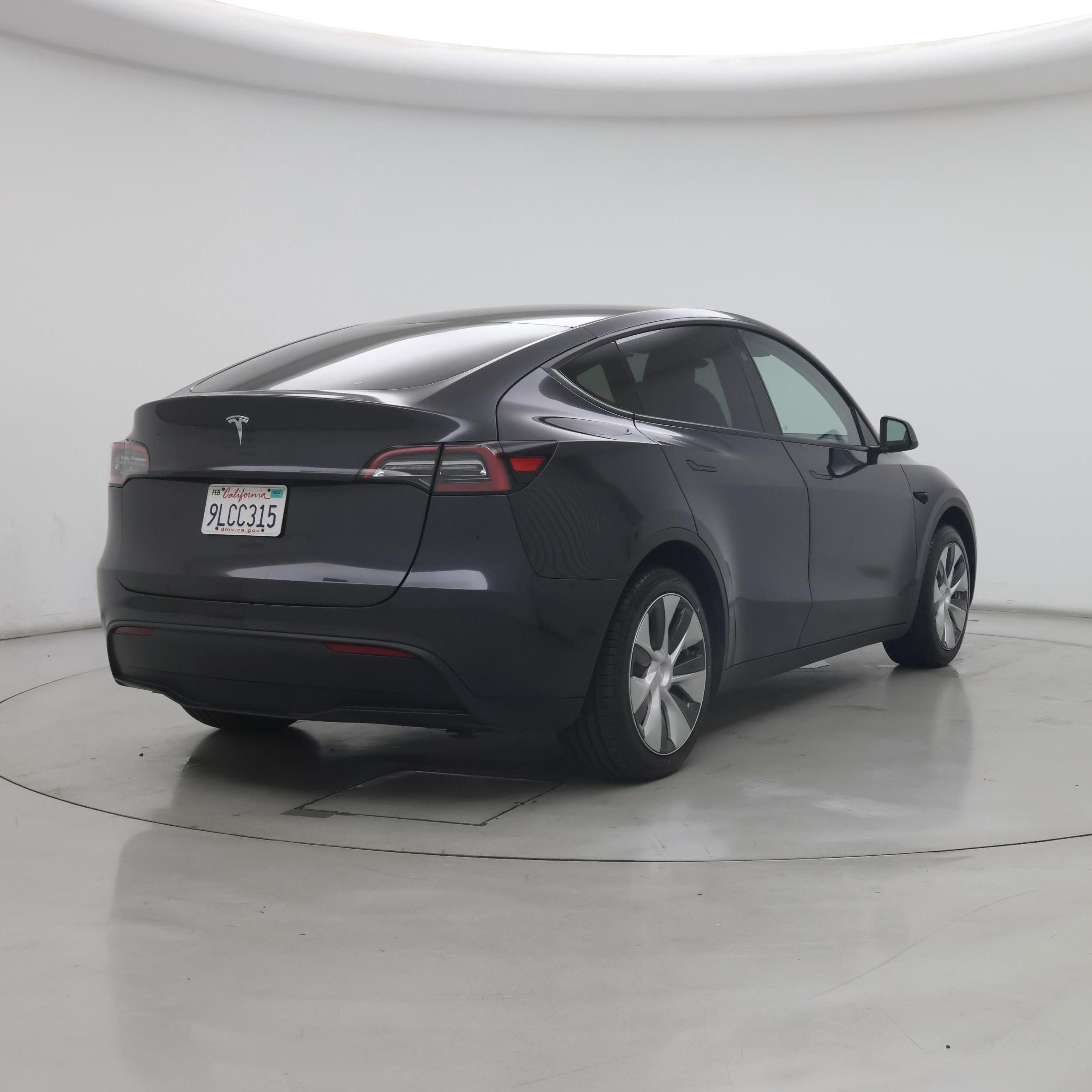 Thumbnail: 2024 Tesla Model Y - 8