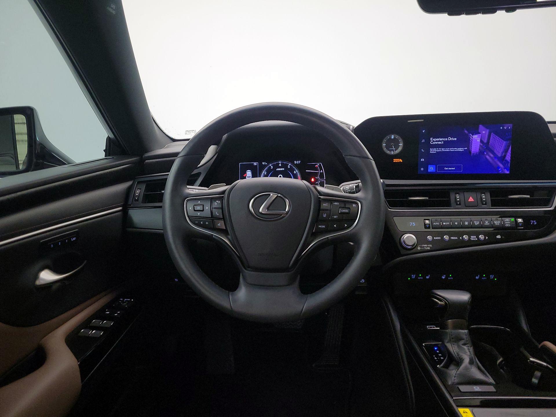 Thumbnail: 2023 Lexus ES - 10