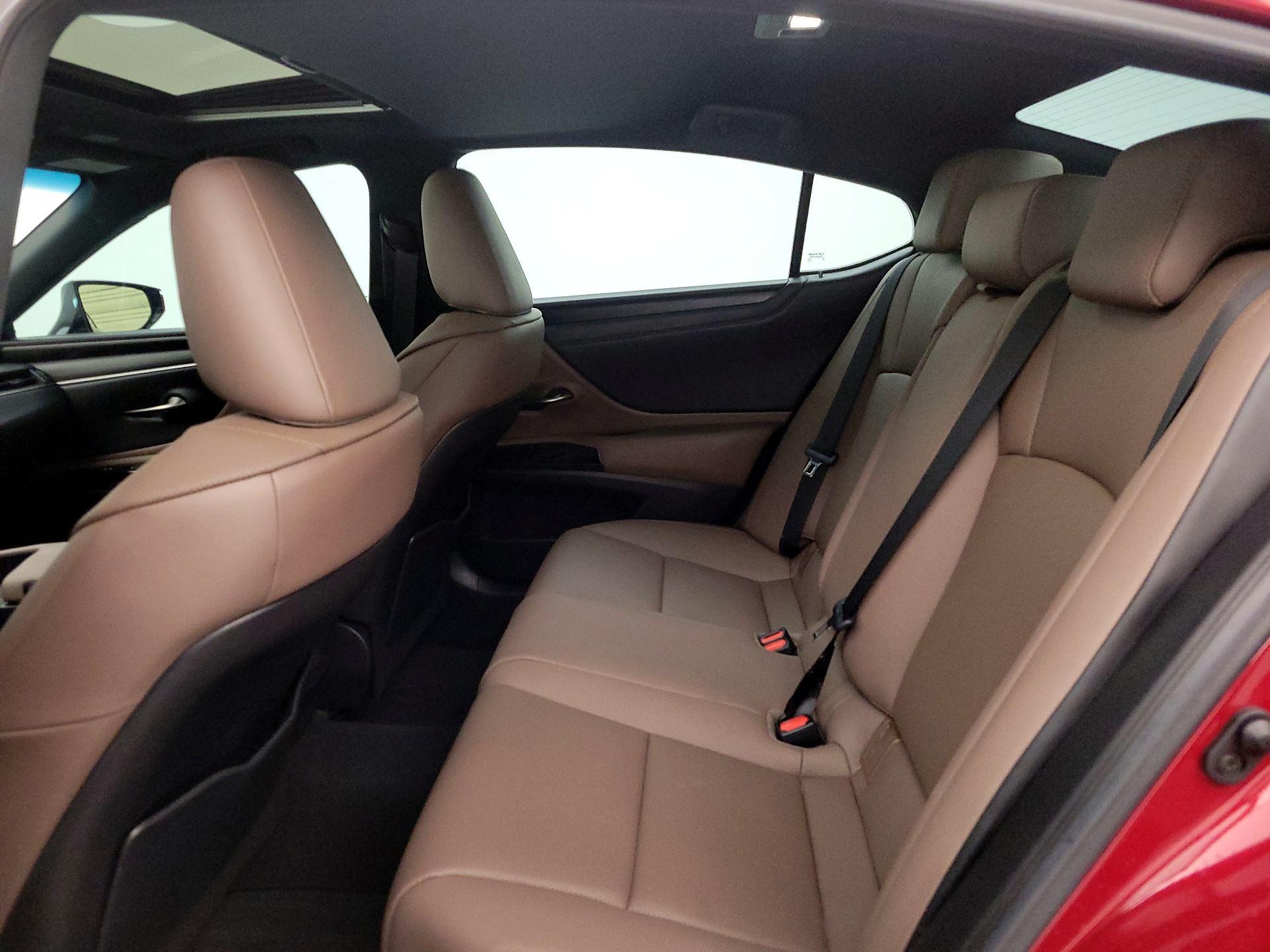 Thumbnail: 2023 Lexus ES - 20