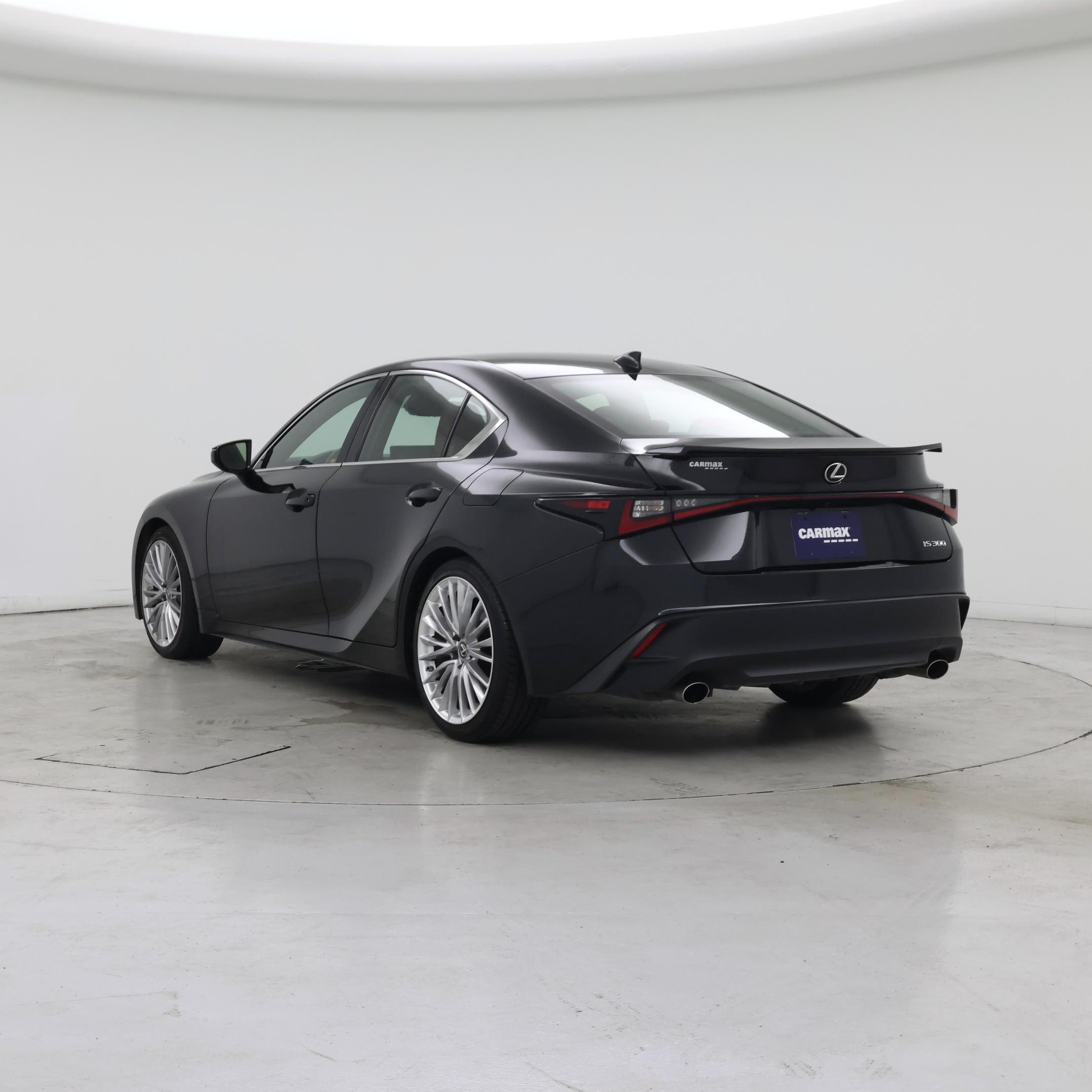 Thumbnail: 2022 Lexus IS - 2