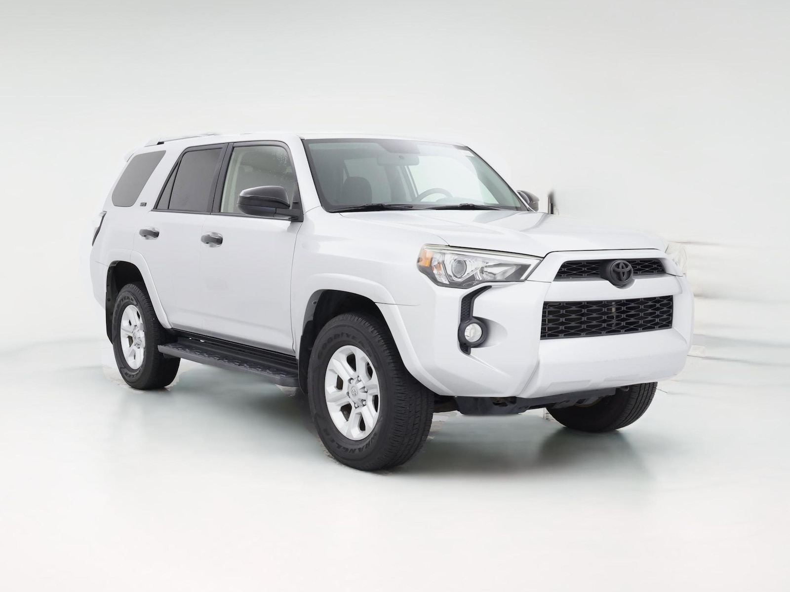 2015 Toyota 4Runner SR5 - Photo 1