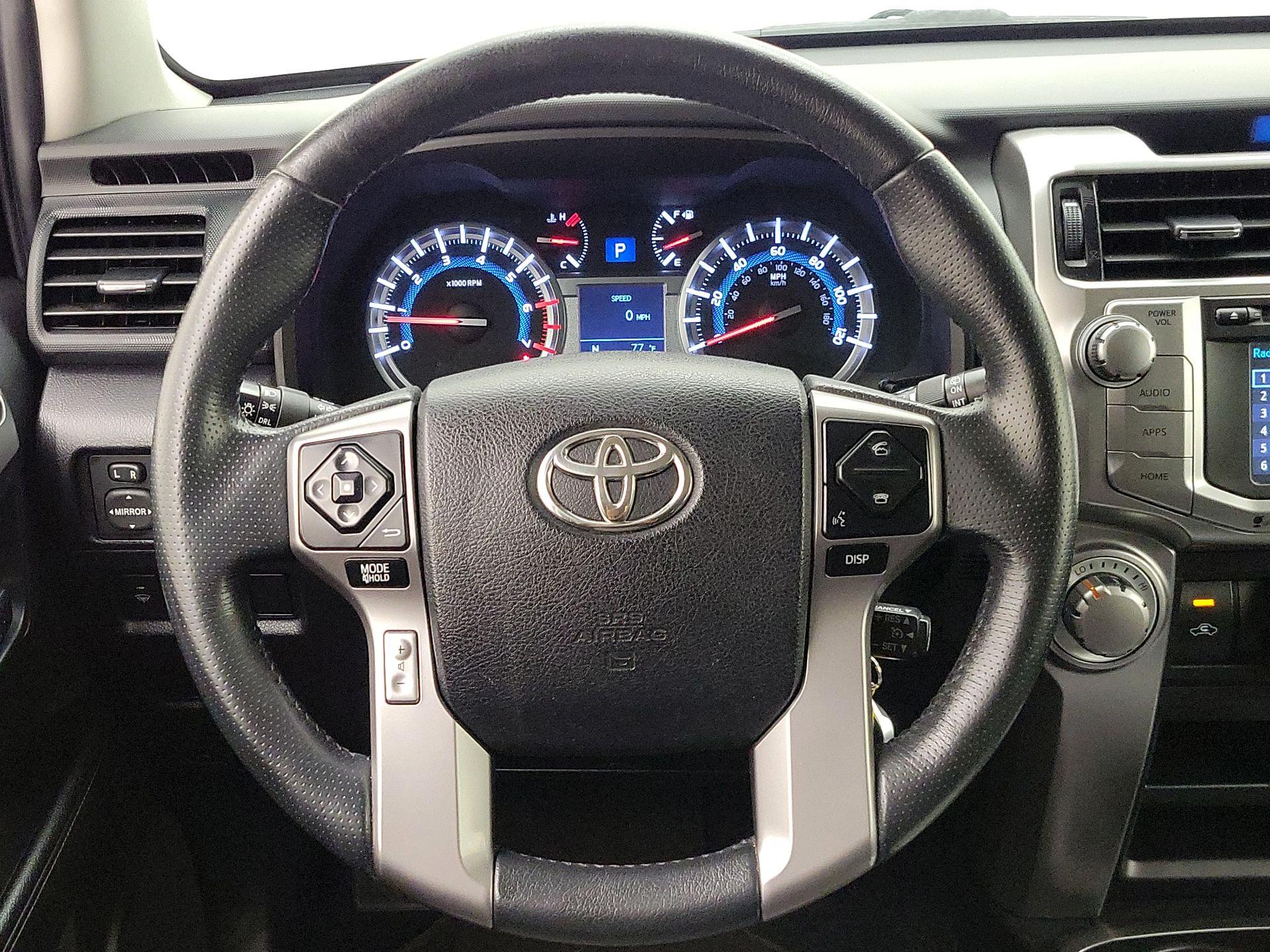 Thumbnail: 2015 Toyota 4Runner - 10