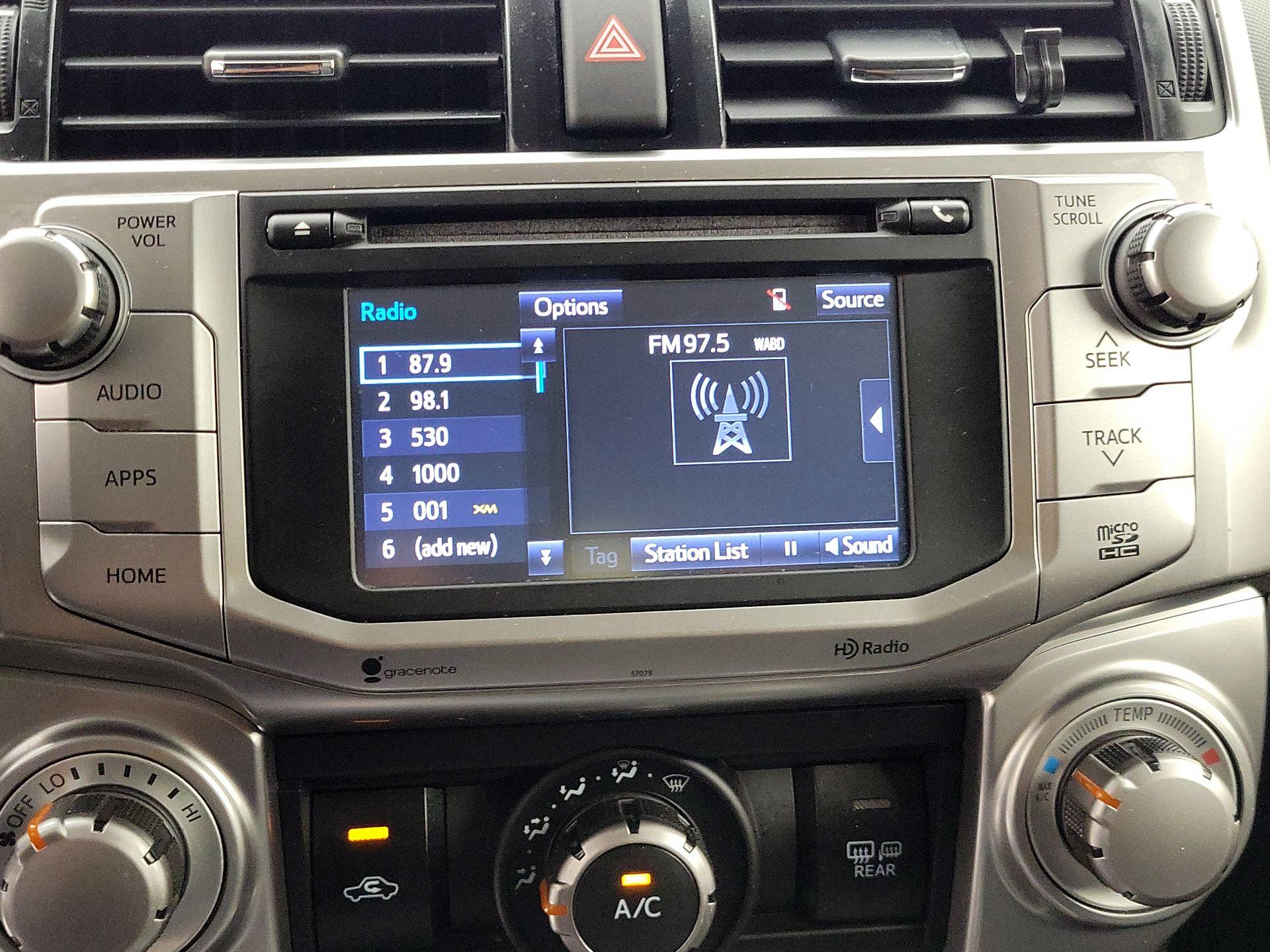 Thumbnail: 2015 Toyota 4Runner - 15
