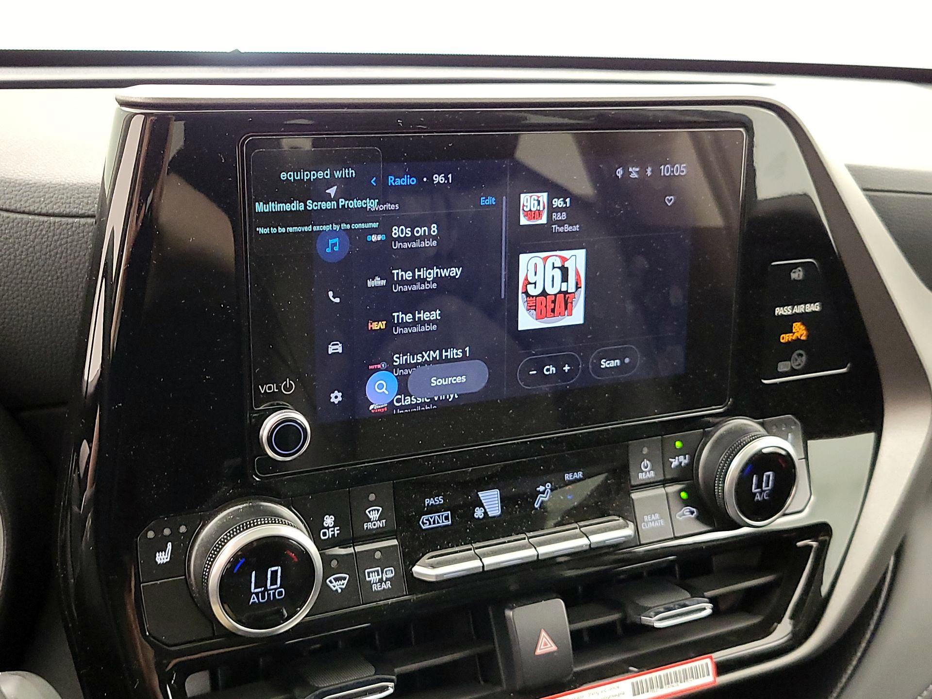 Thumbnail: 2026 Toyota Highlander - 16