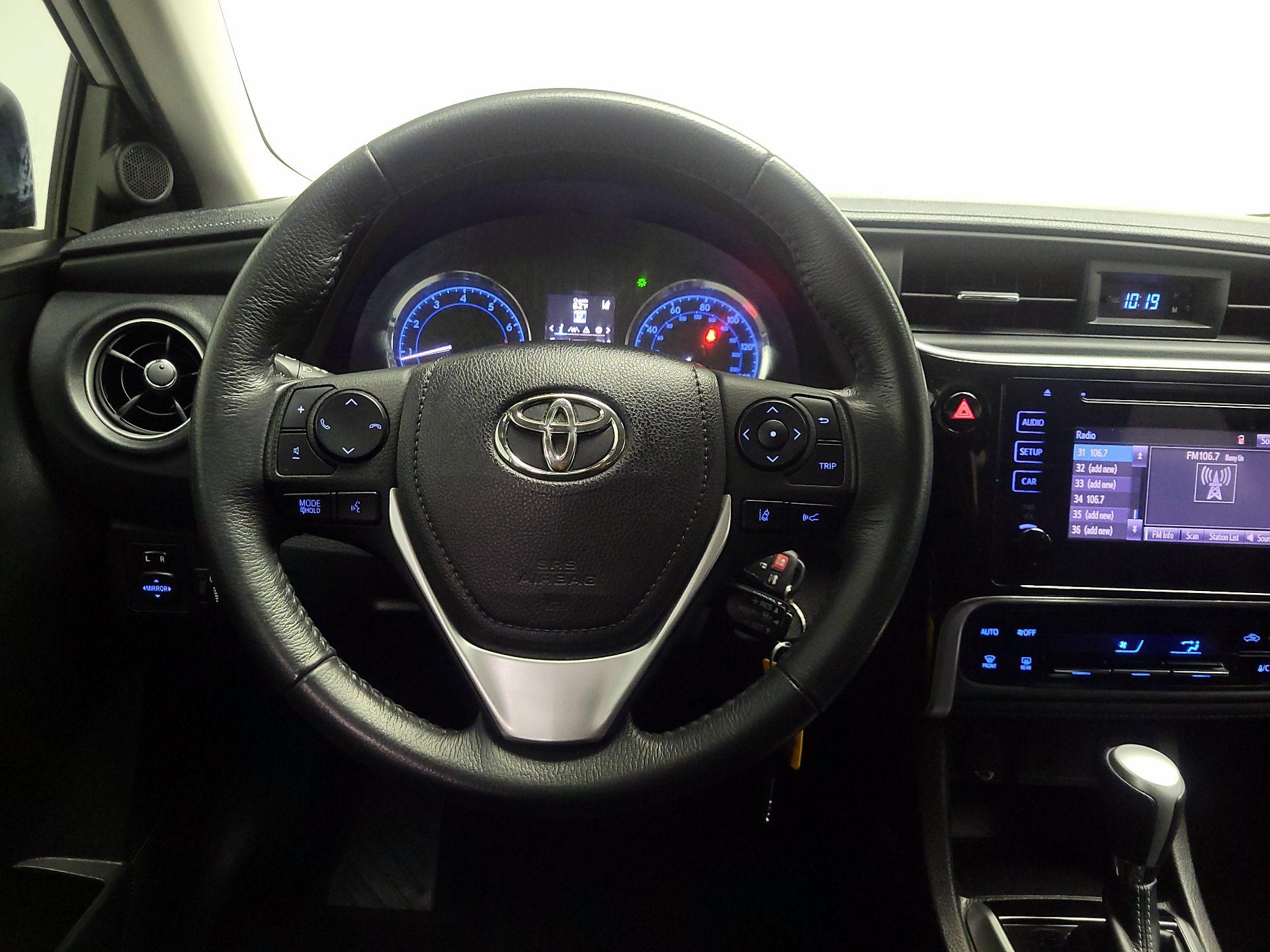 Thumbnail: 2018 Toyota Corolla - 10