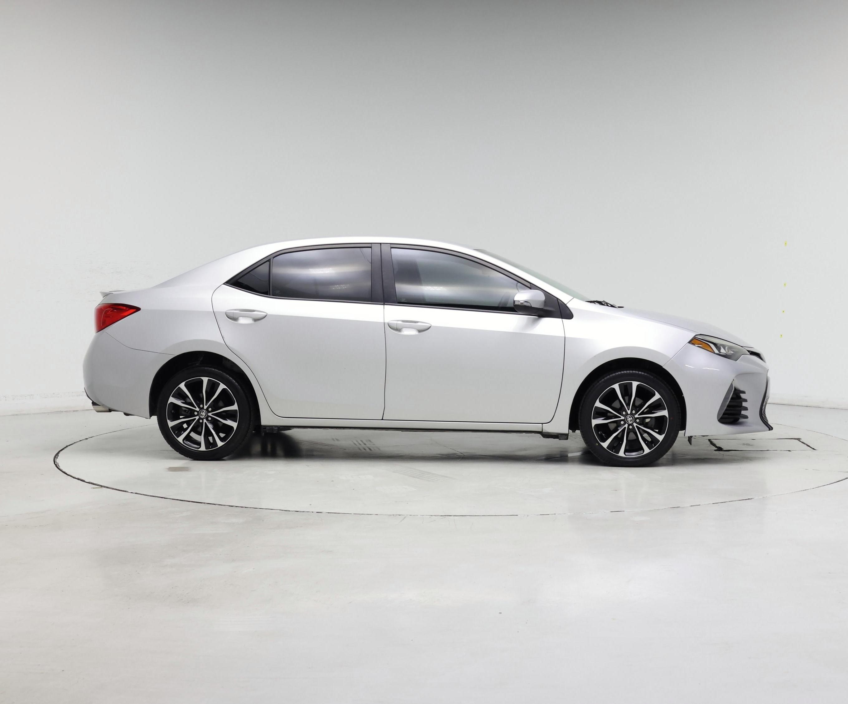 Thumbnail: 2018 Toyota Corolla - 7