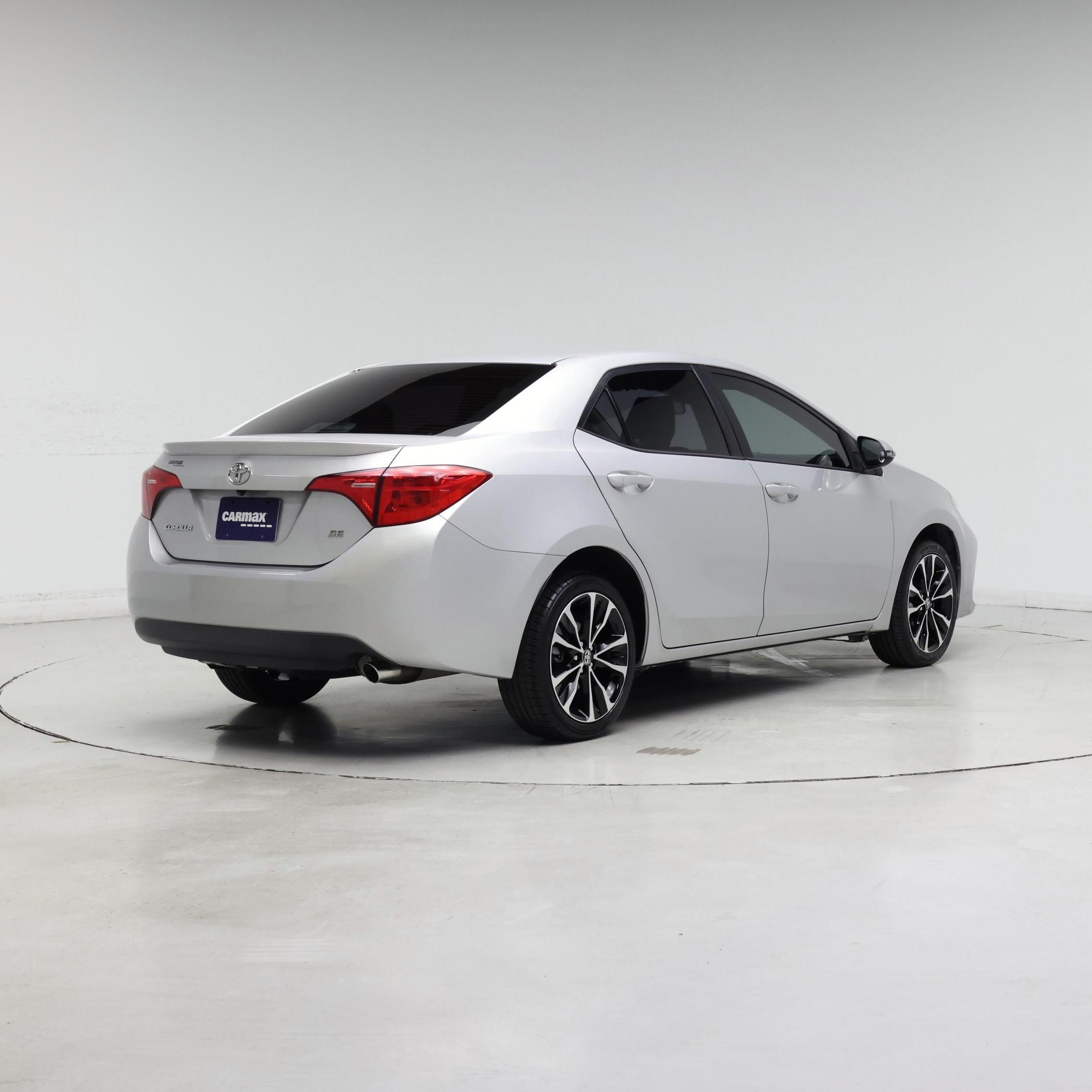 Thumbnail: 2018 Toyota Corolla - 8