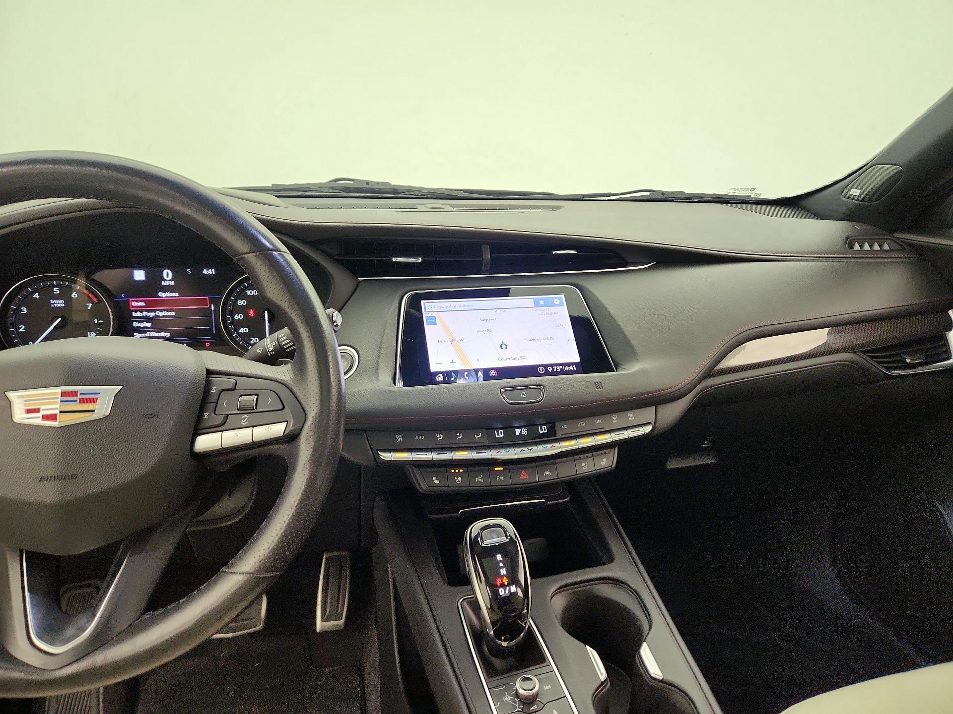 Thumbnail: 2020 Cadillac XT4 - 9