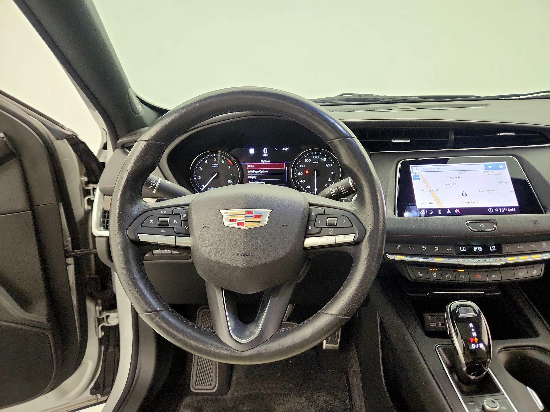 Thumbnail: 2020 Cadillac XT4 - 10