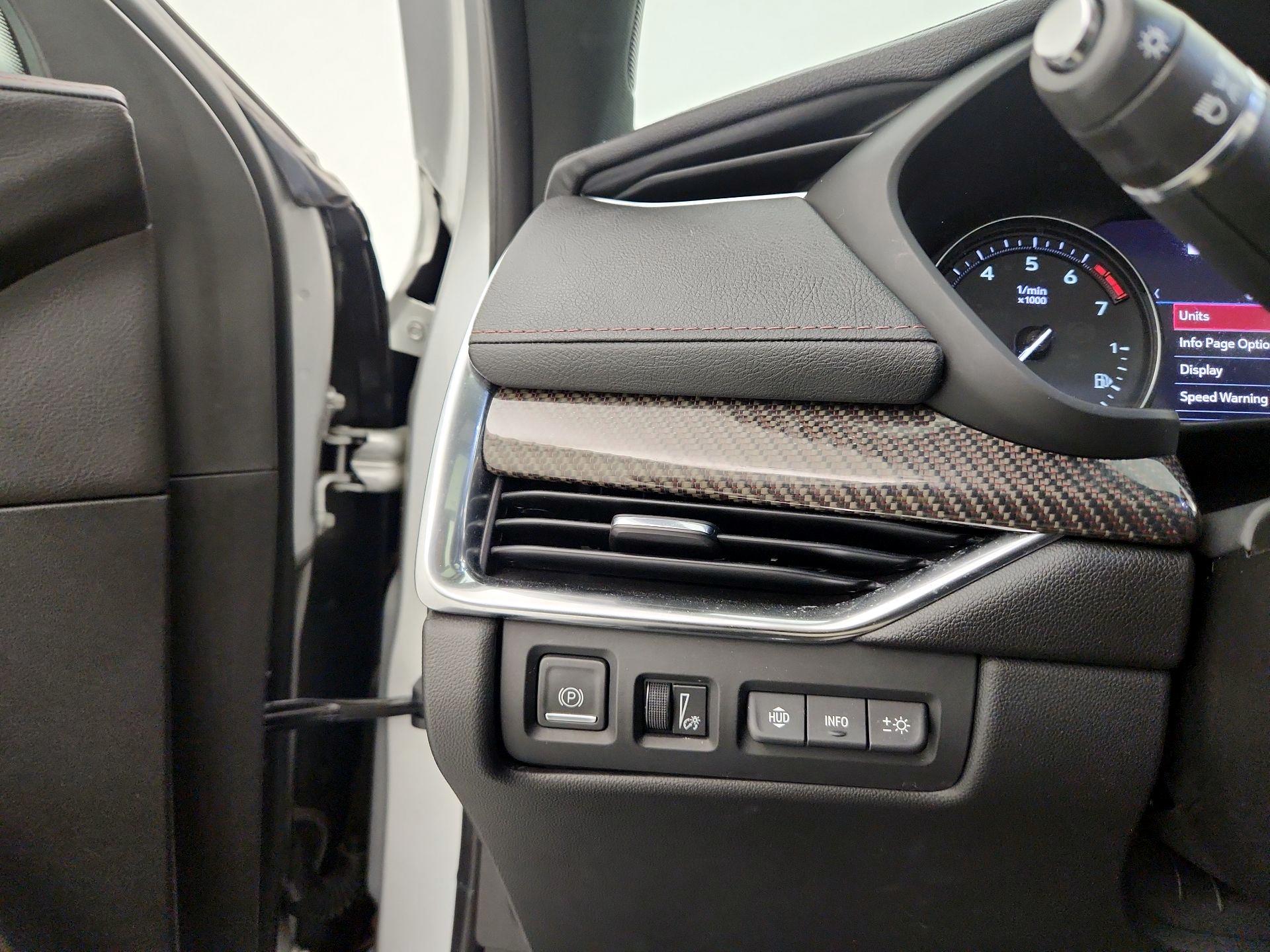 Thumbnail: 2020 Cadillac XT4 - 13